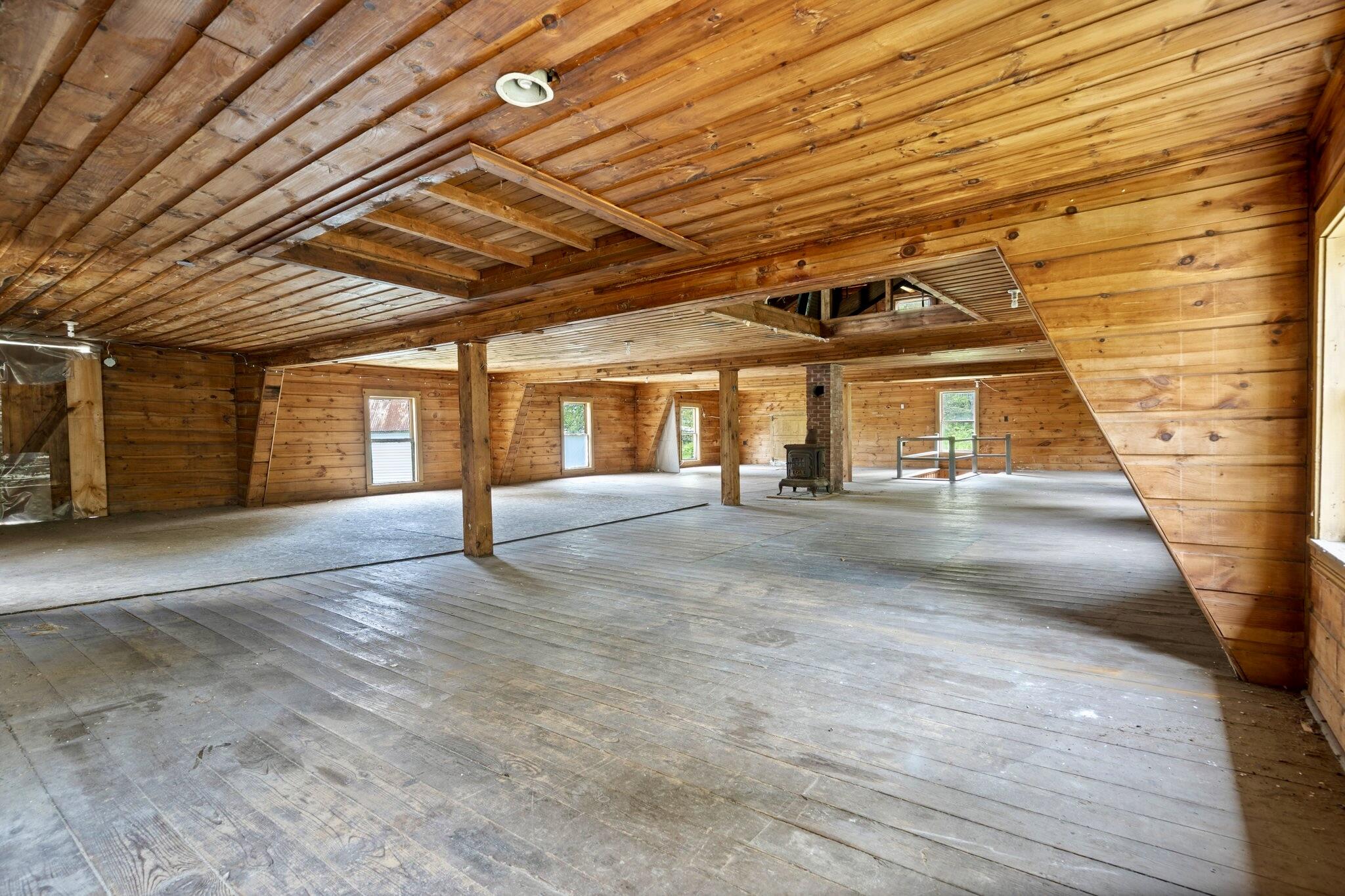main property photo 51