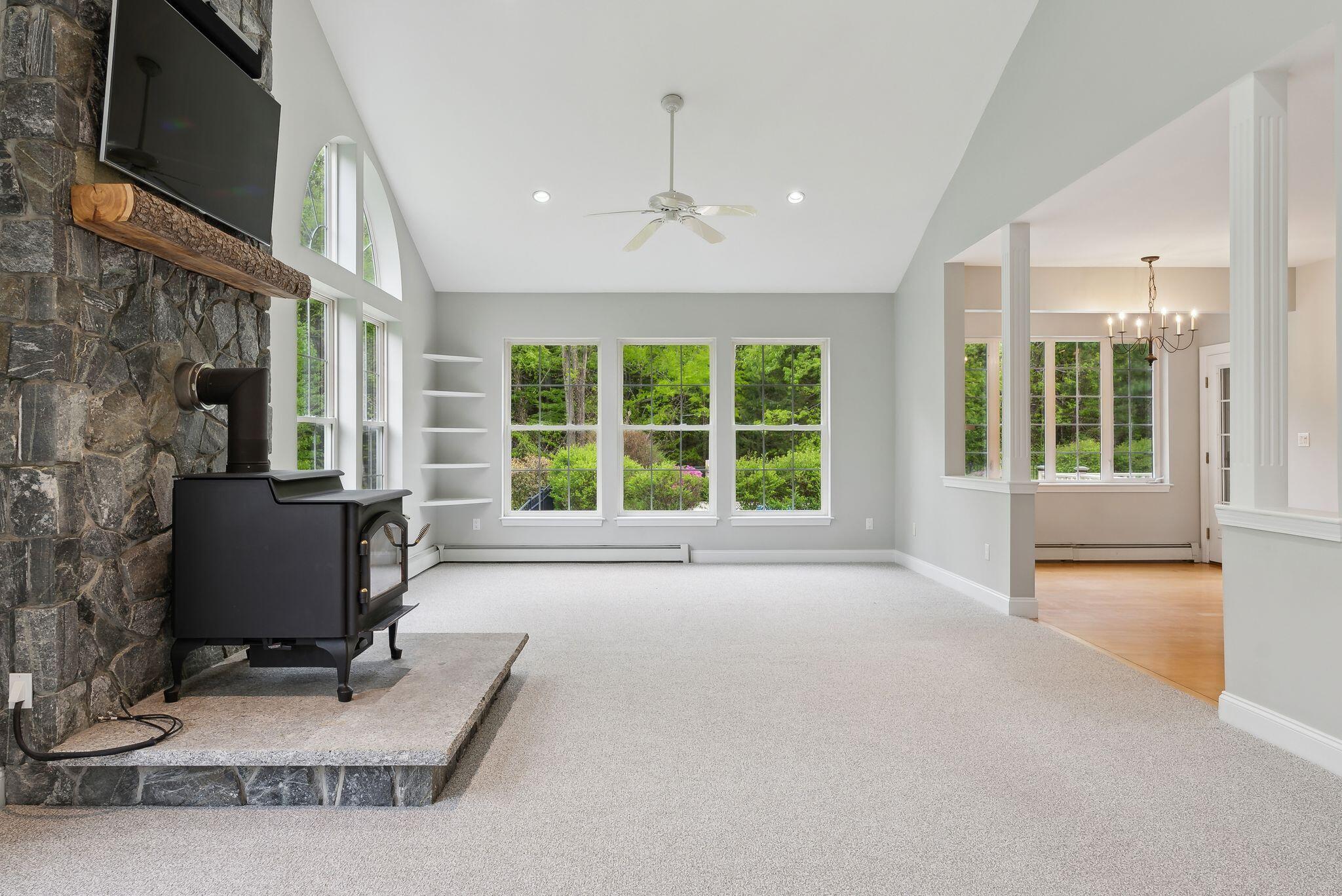 property viewer photo 10