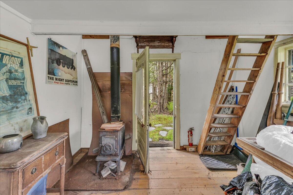 property viewer photo 57