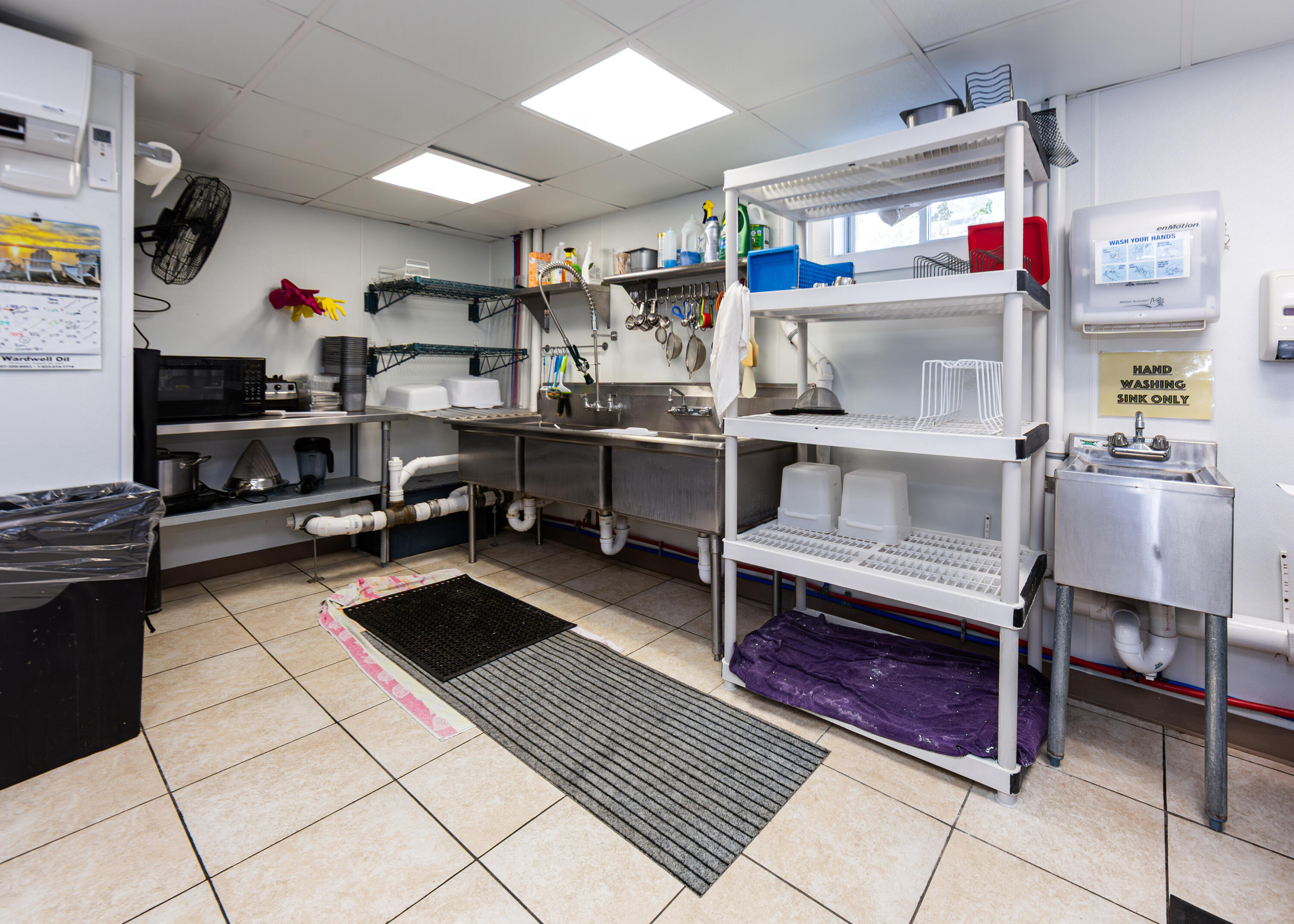 main property photo 16