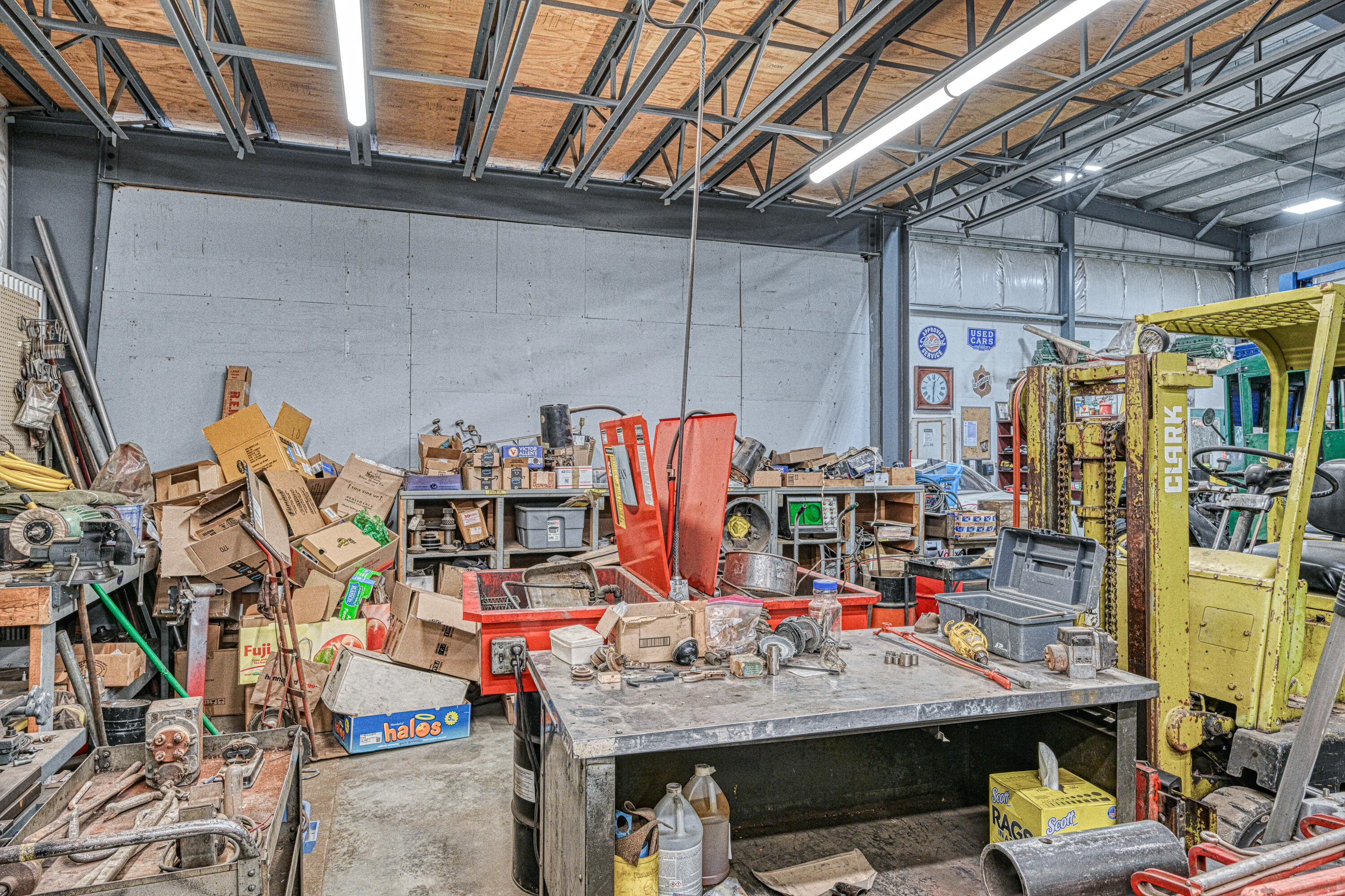 main property photo 27