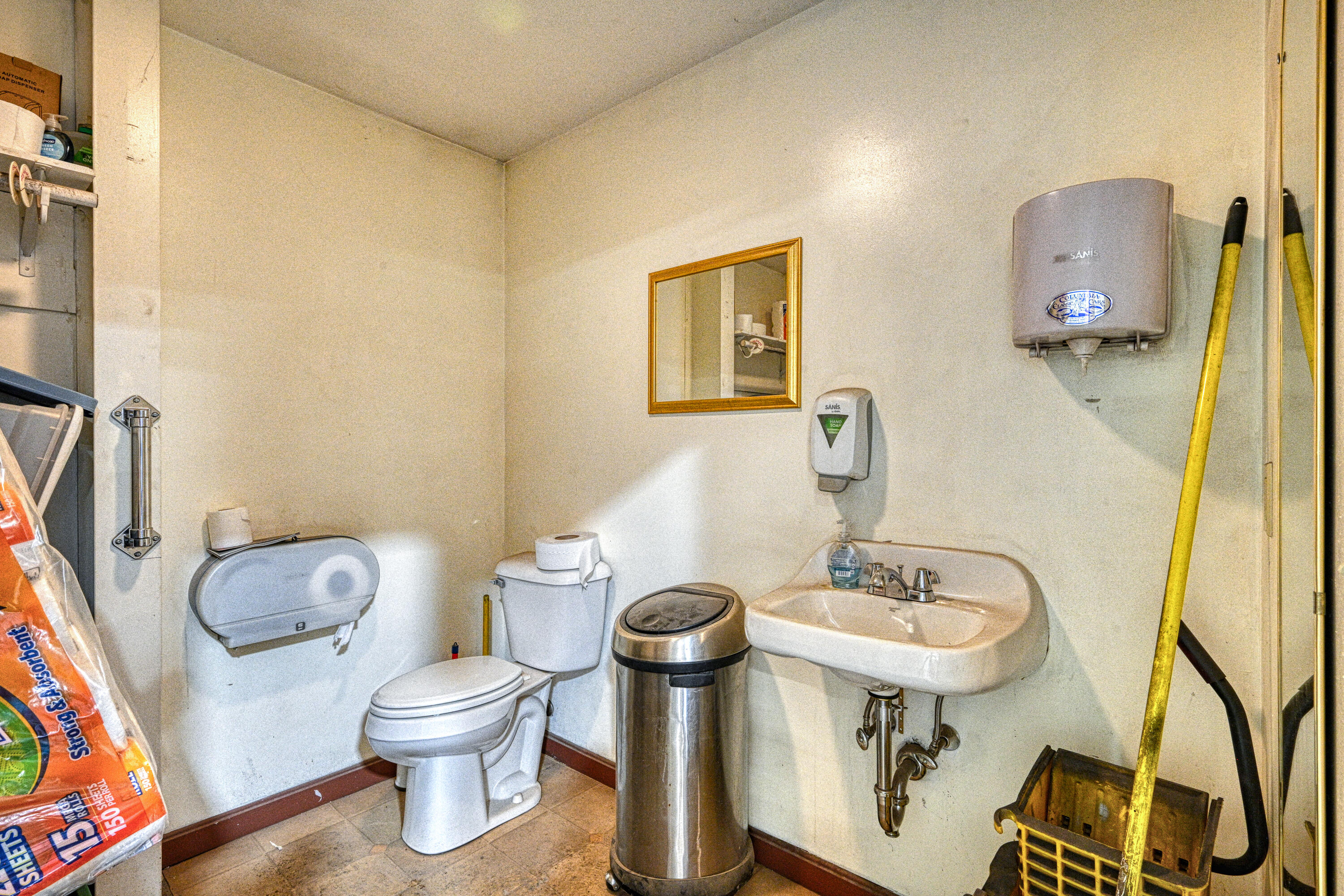 main property photo 98