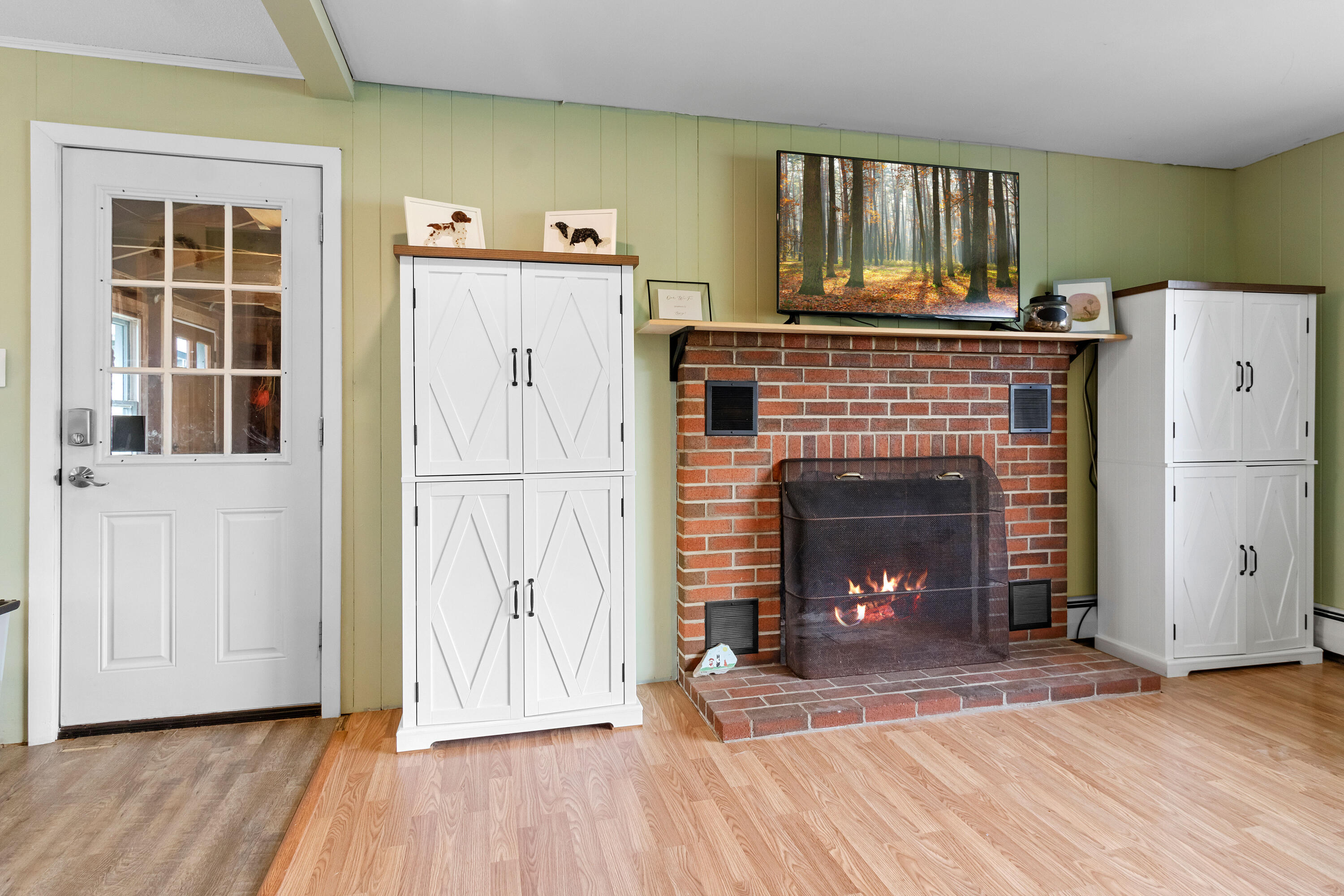 property viewer photo 4