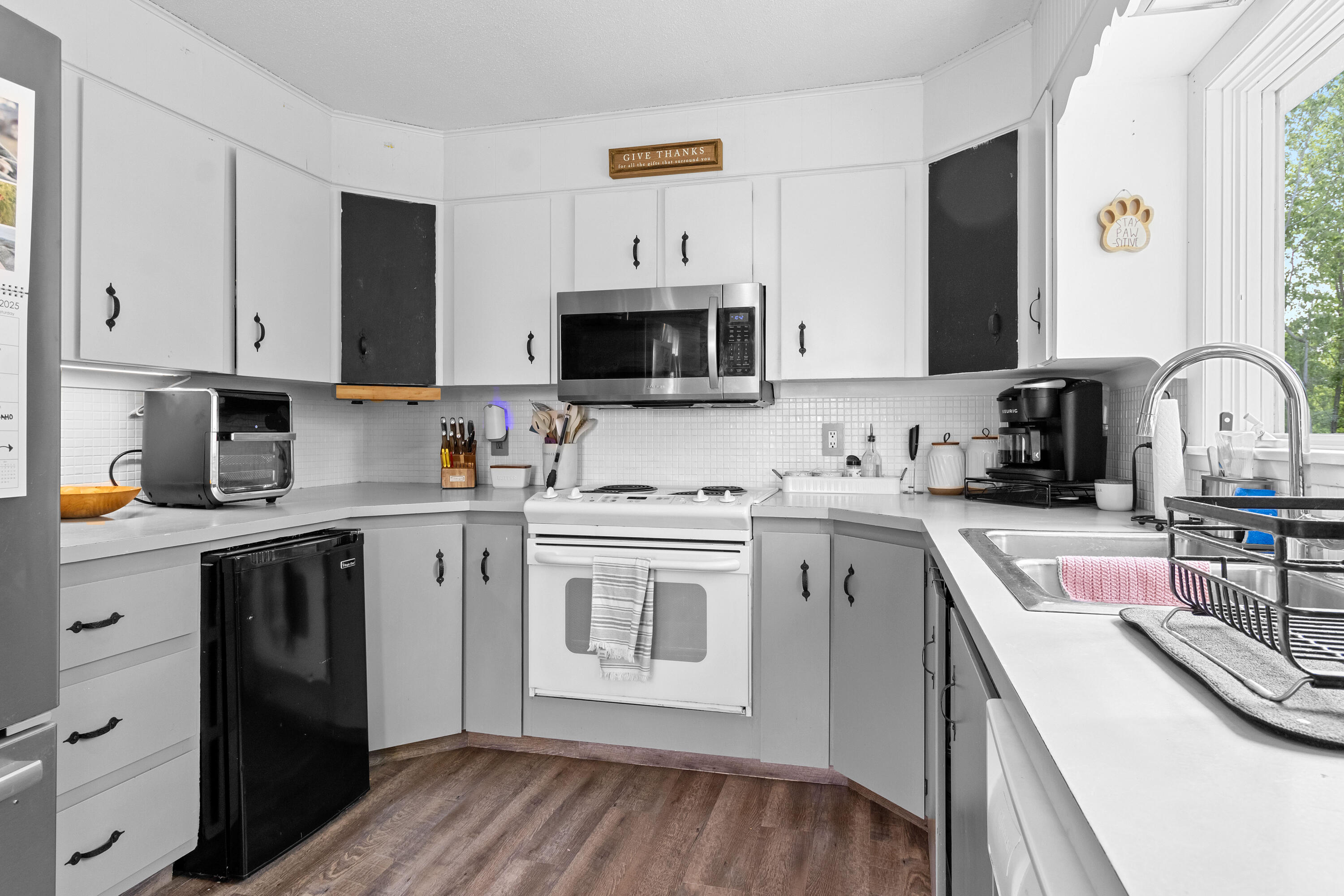 property viewer photo 7