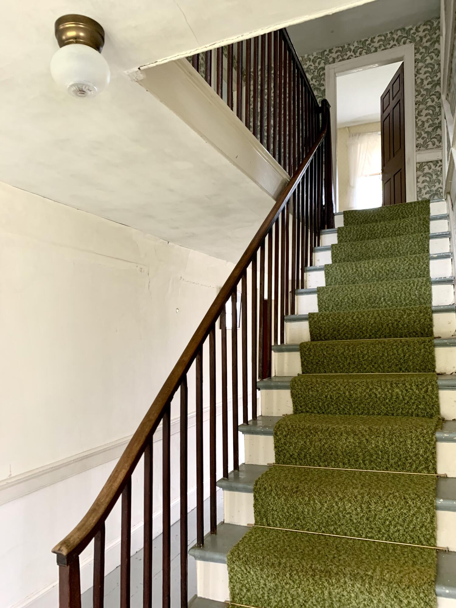property viewer photo 46