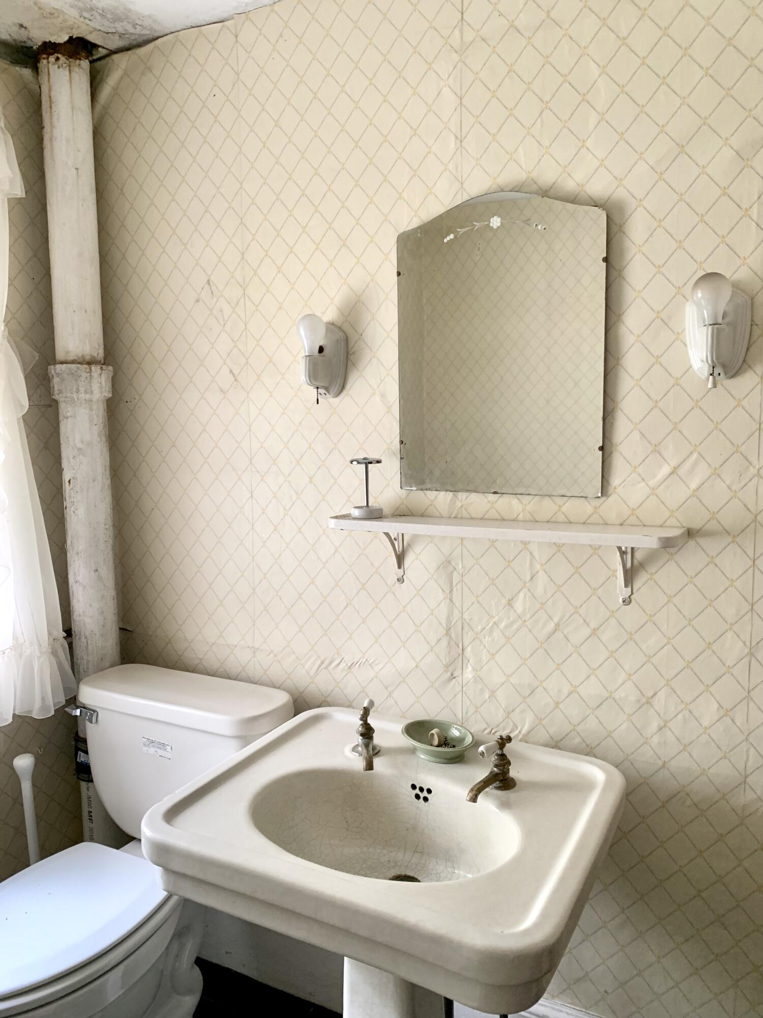property viewer photo 79