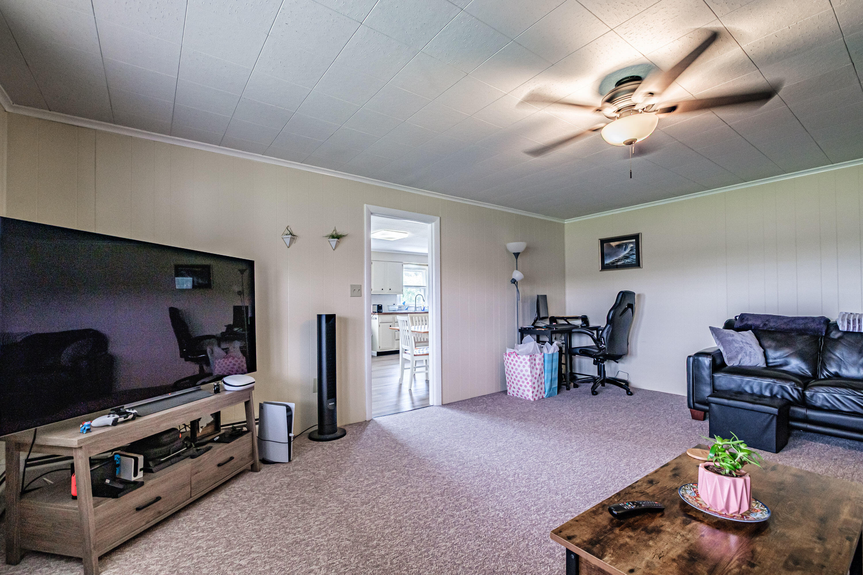 main property photo 68
