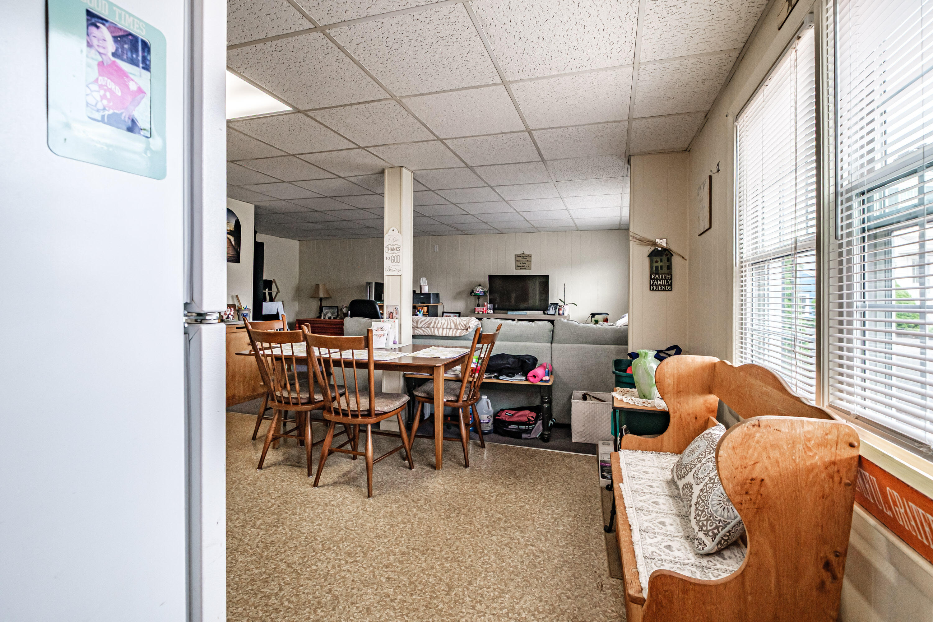main property photo 78