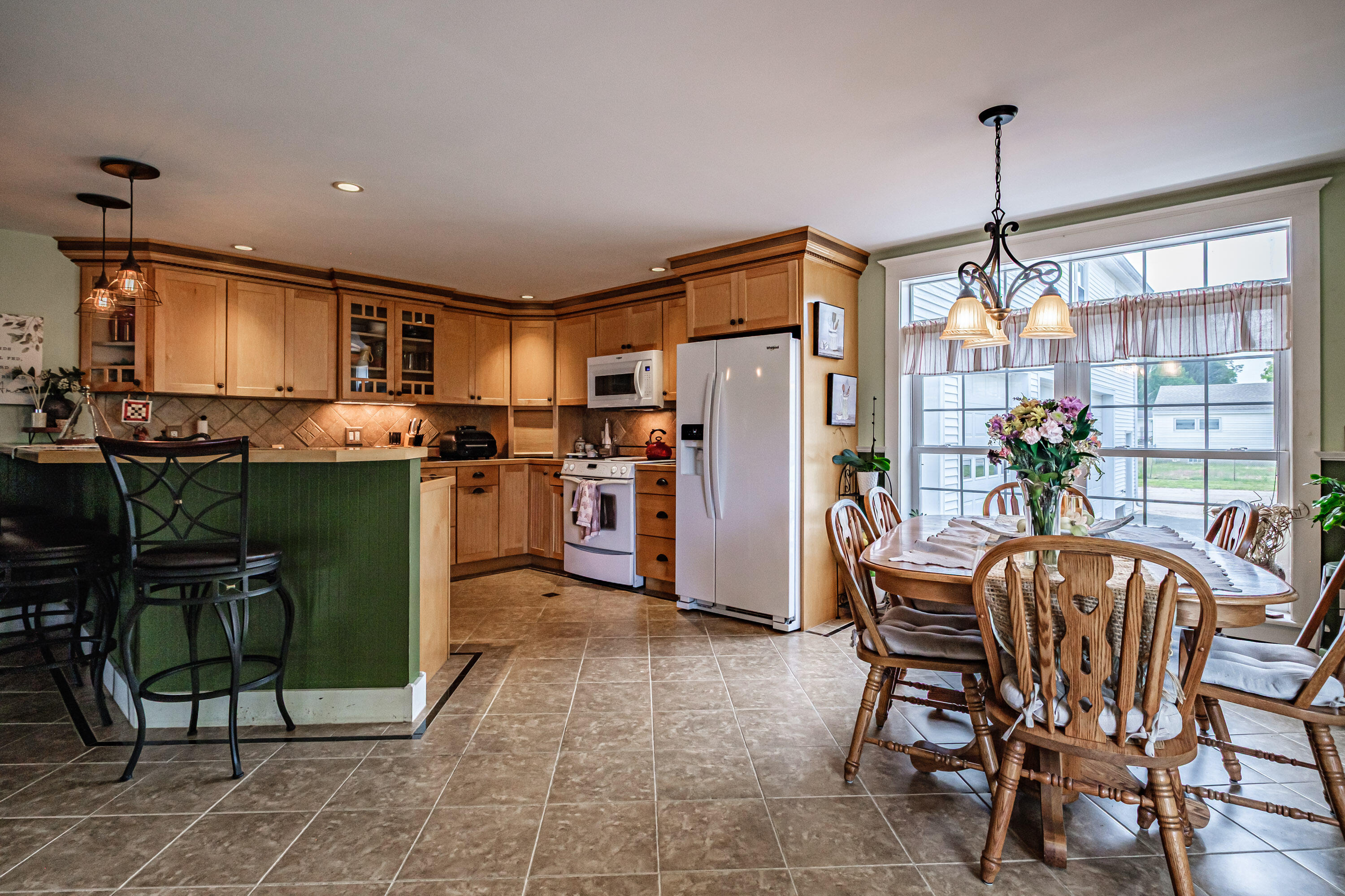 main property photo 95