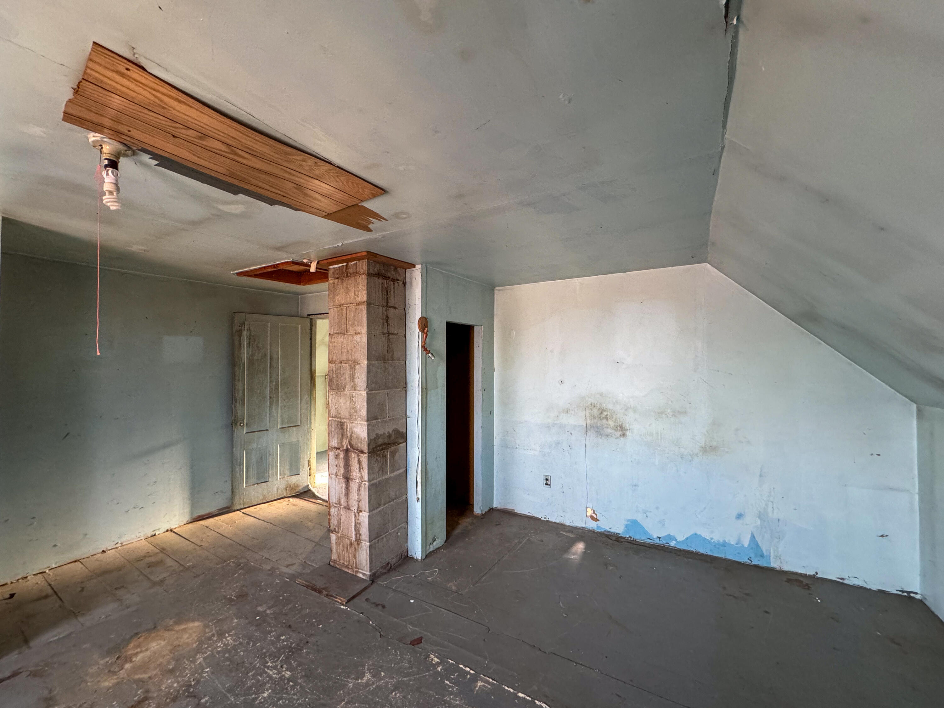 main property photo 47