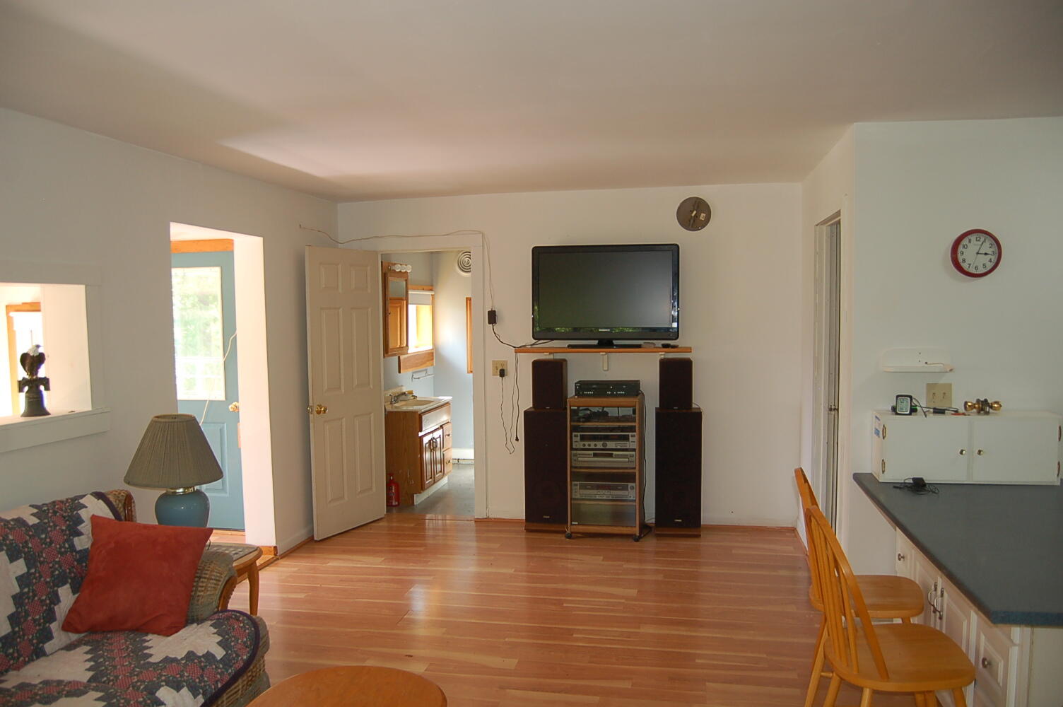 property viewer photo 10