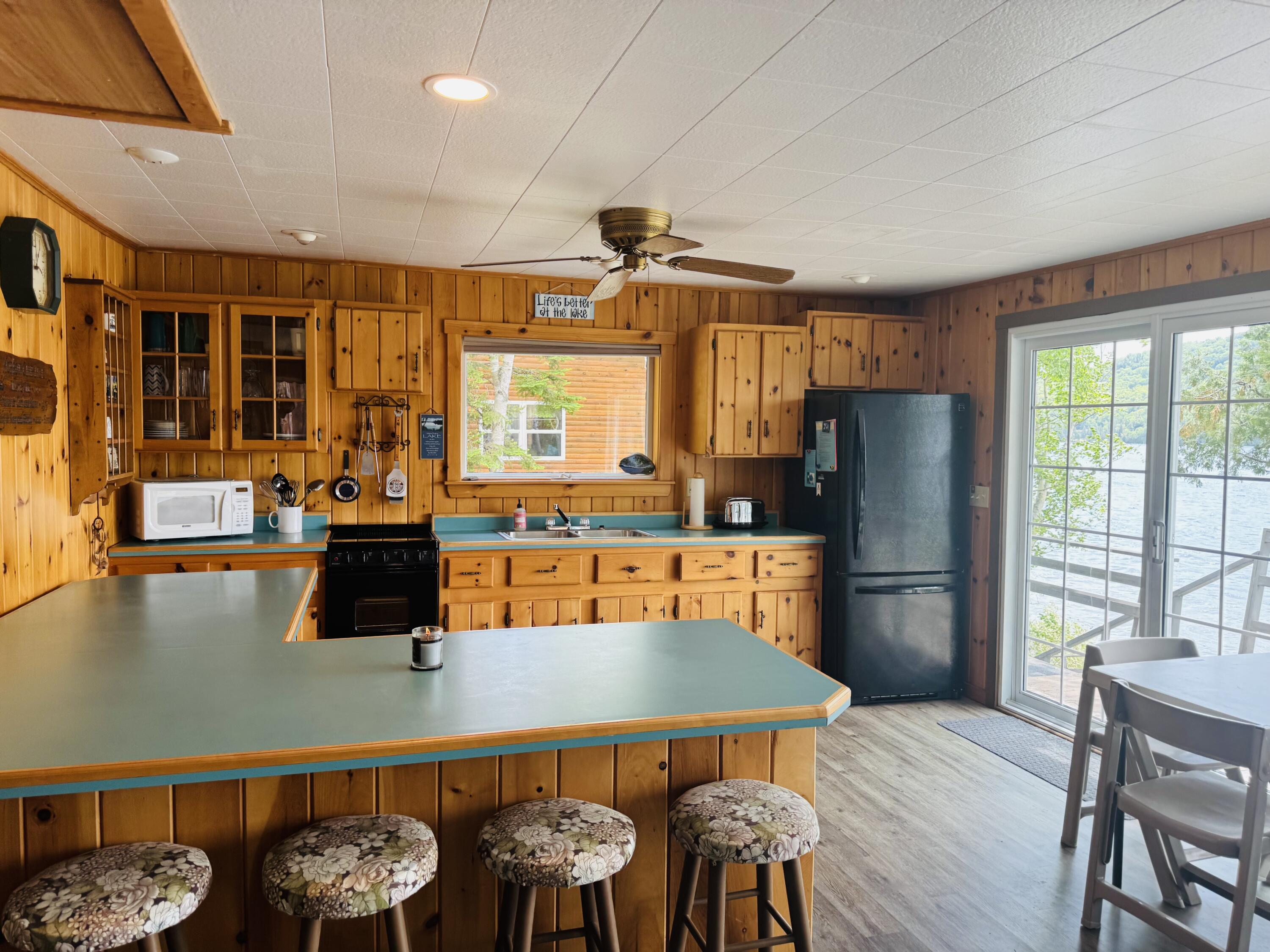 main property photo 24