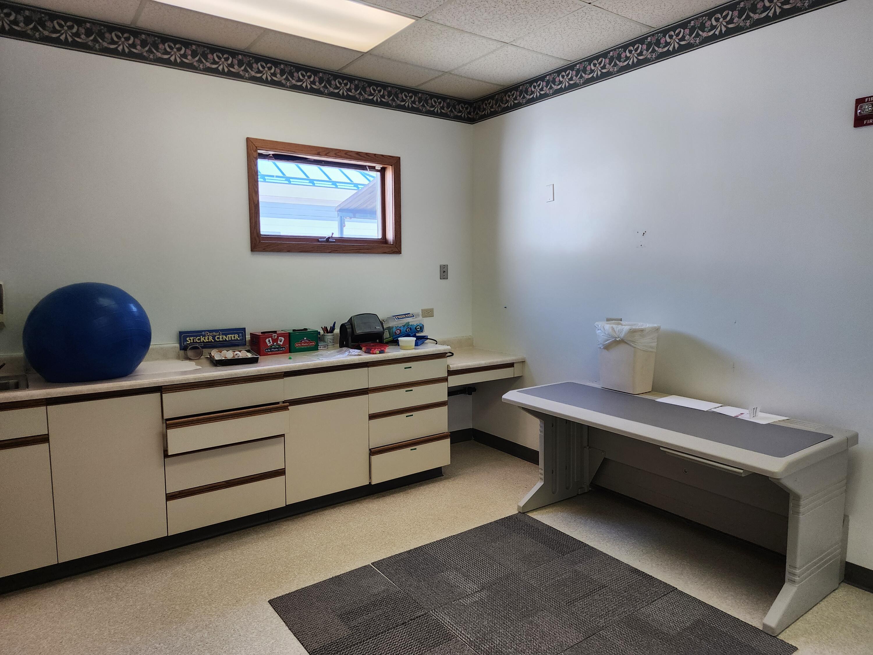 main property photo 11