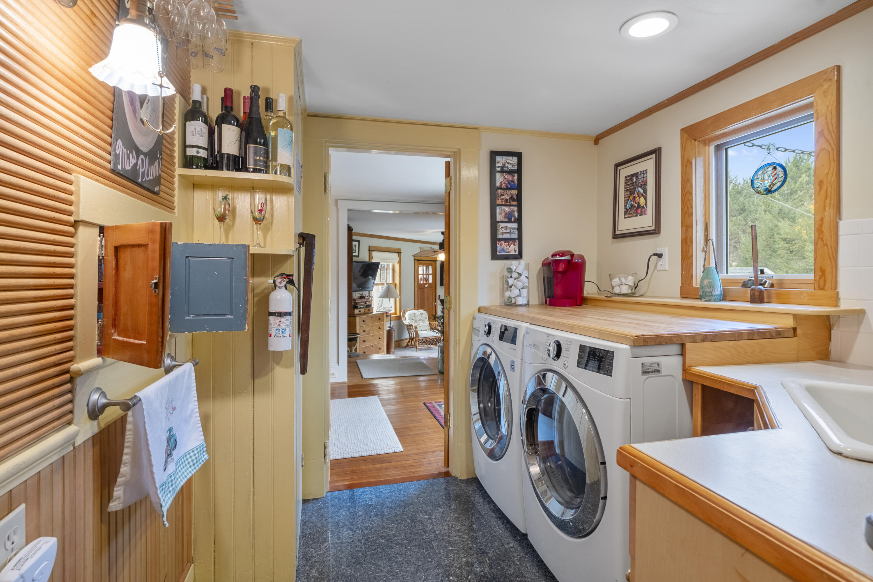 property viewer photo 10