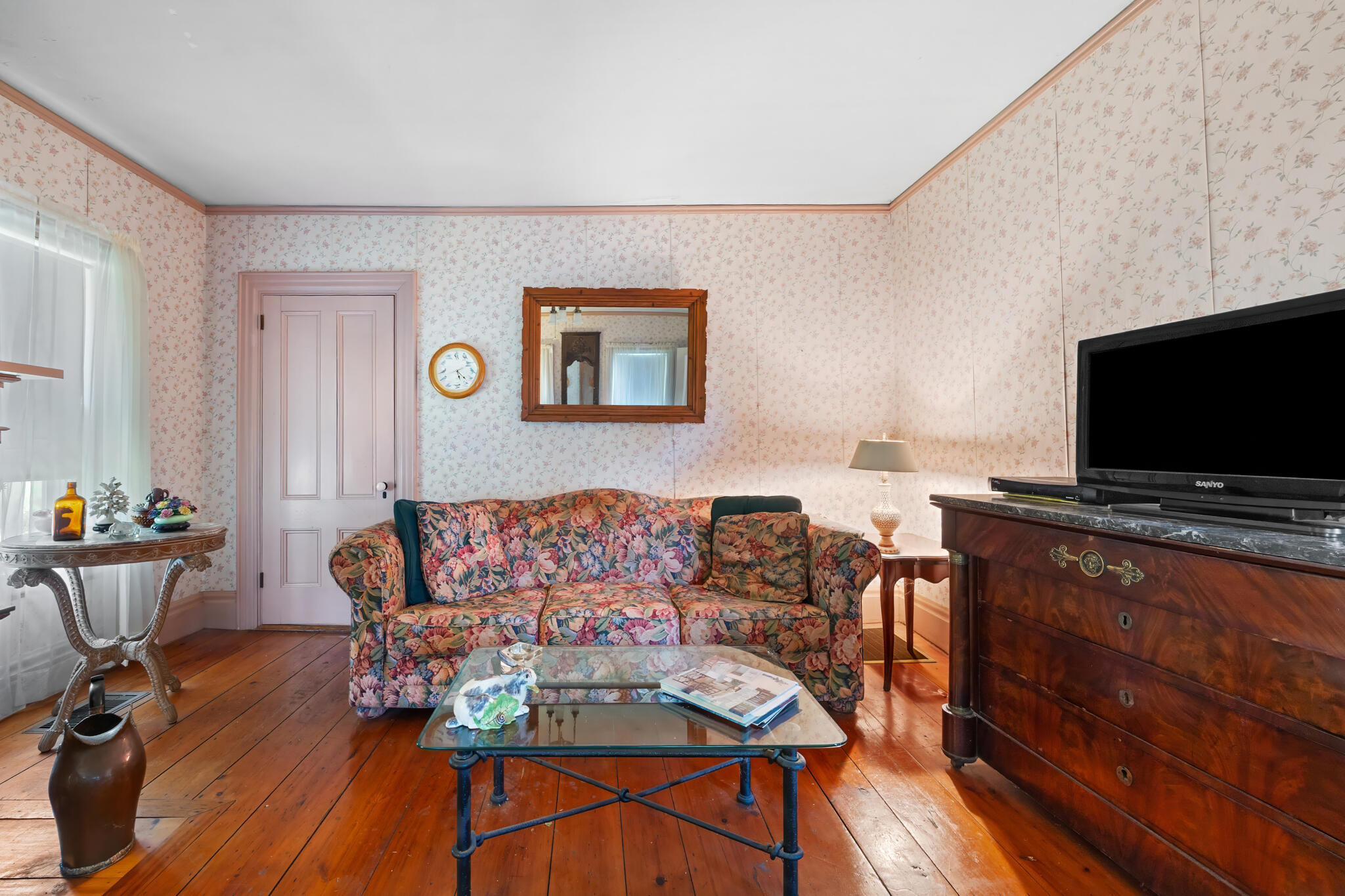main property photo 23