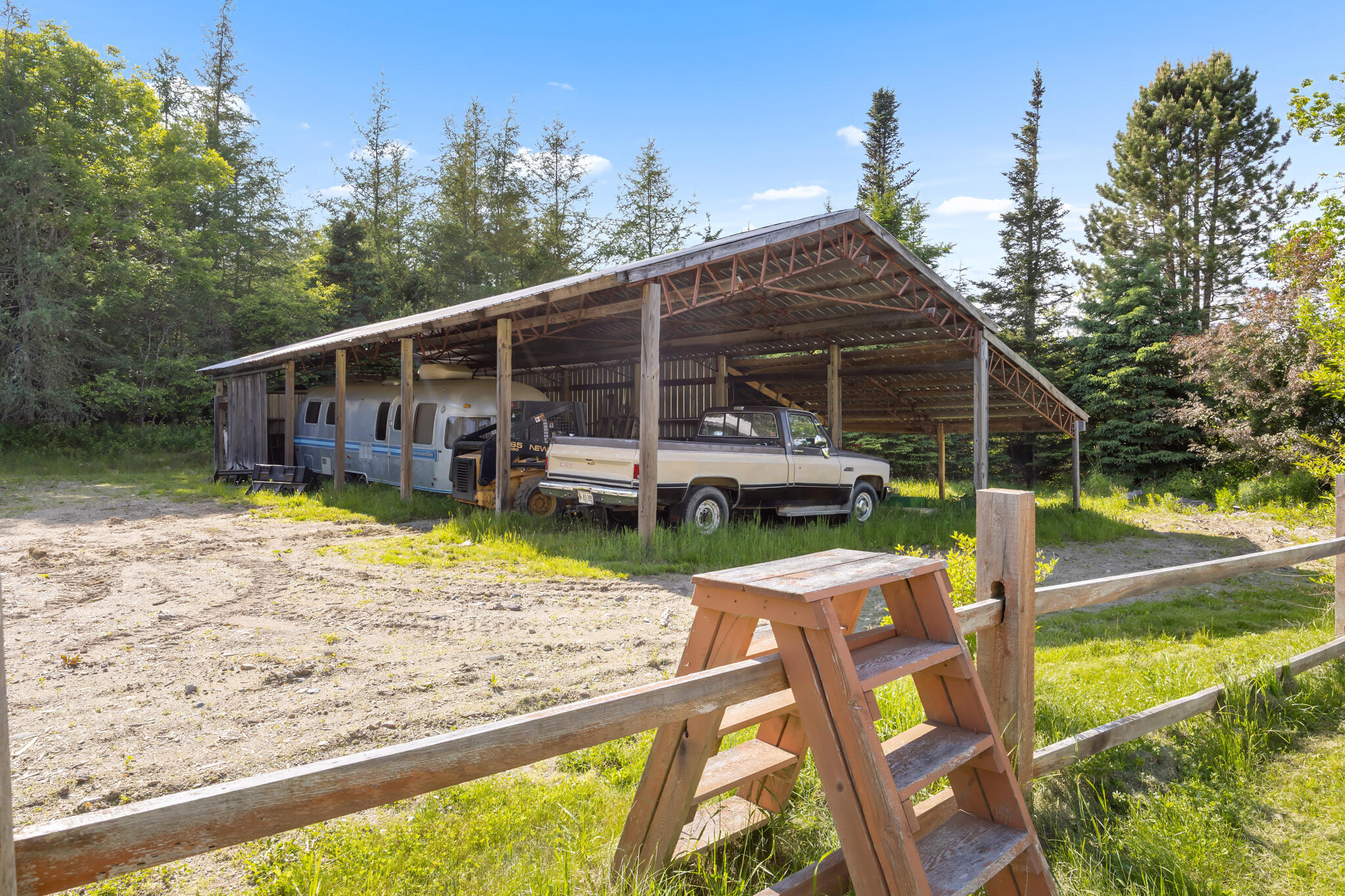 main property photo 61