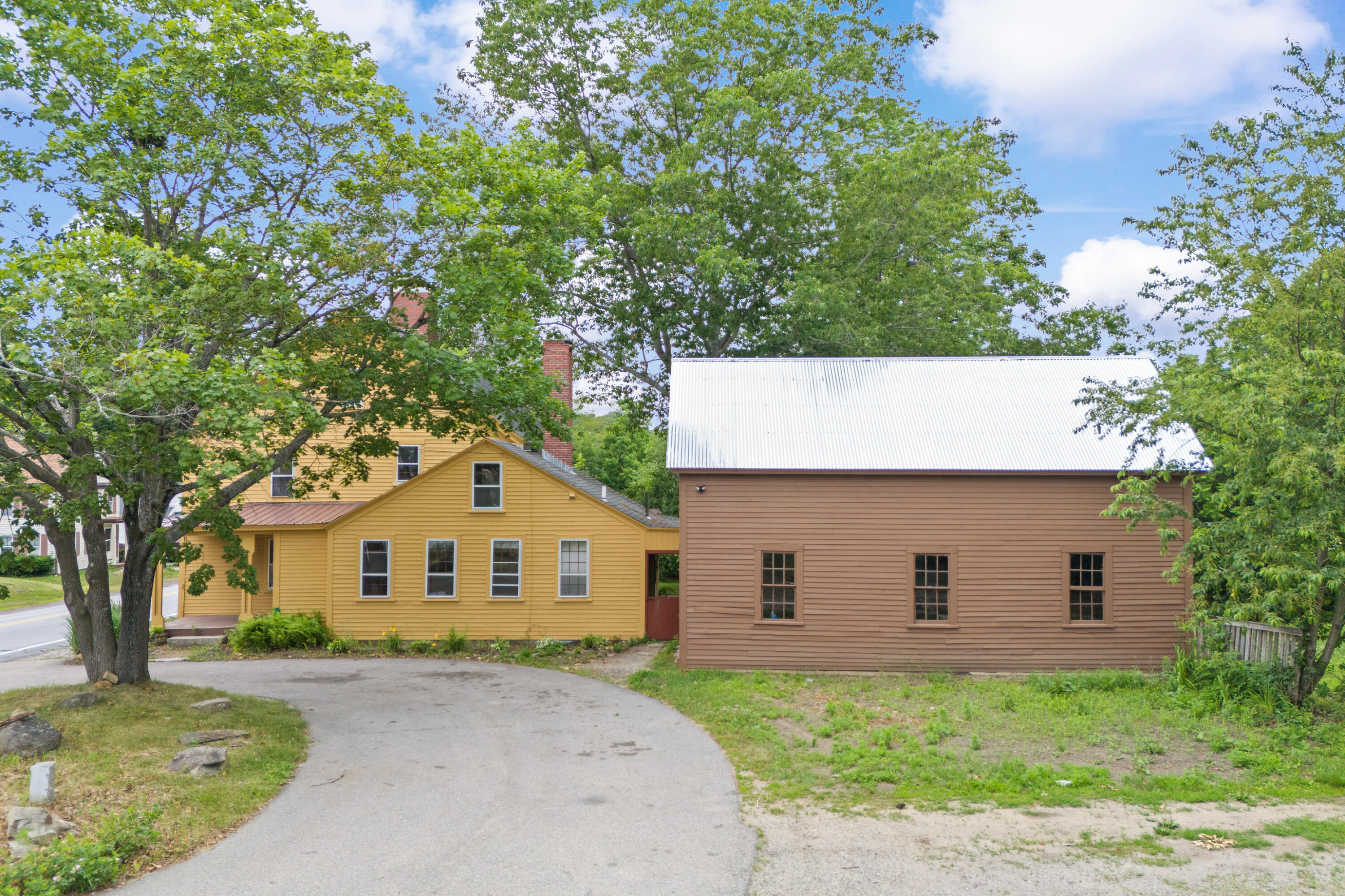 main property photo 5