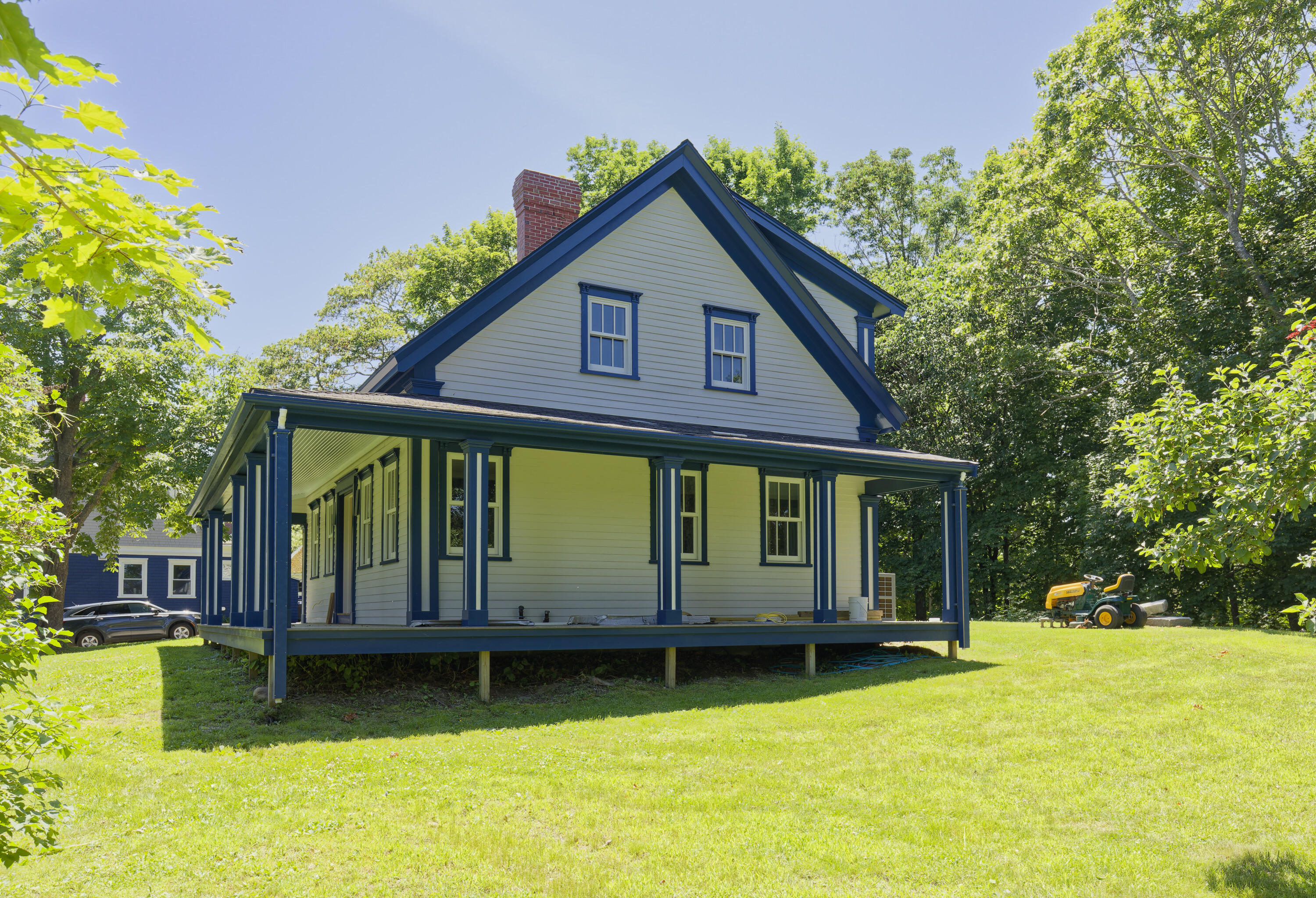 main property photo 10