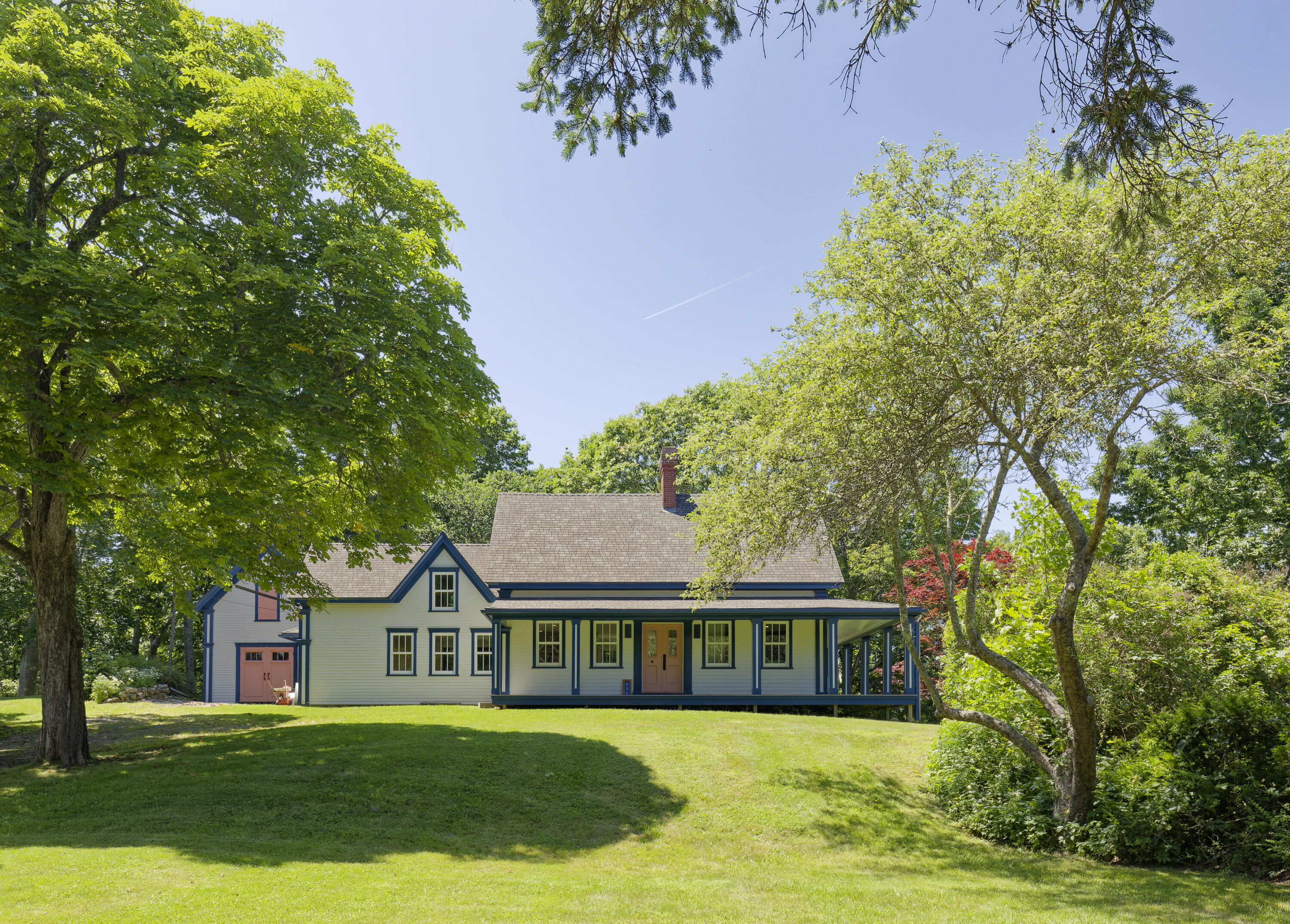 main property photo 5