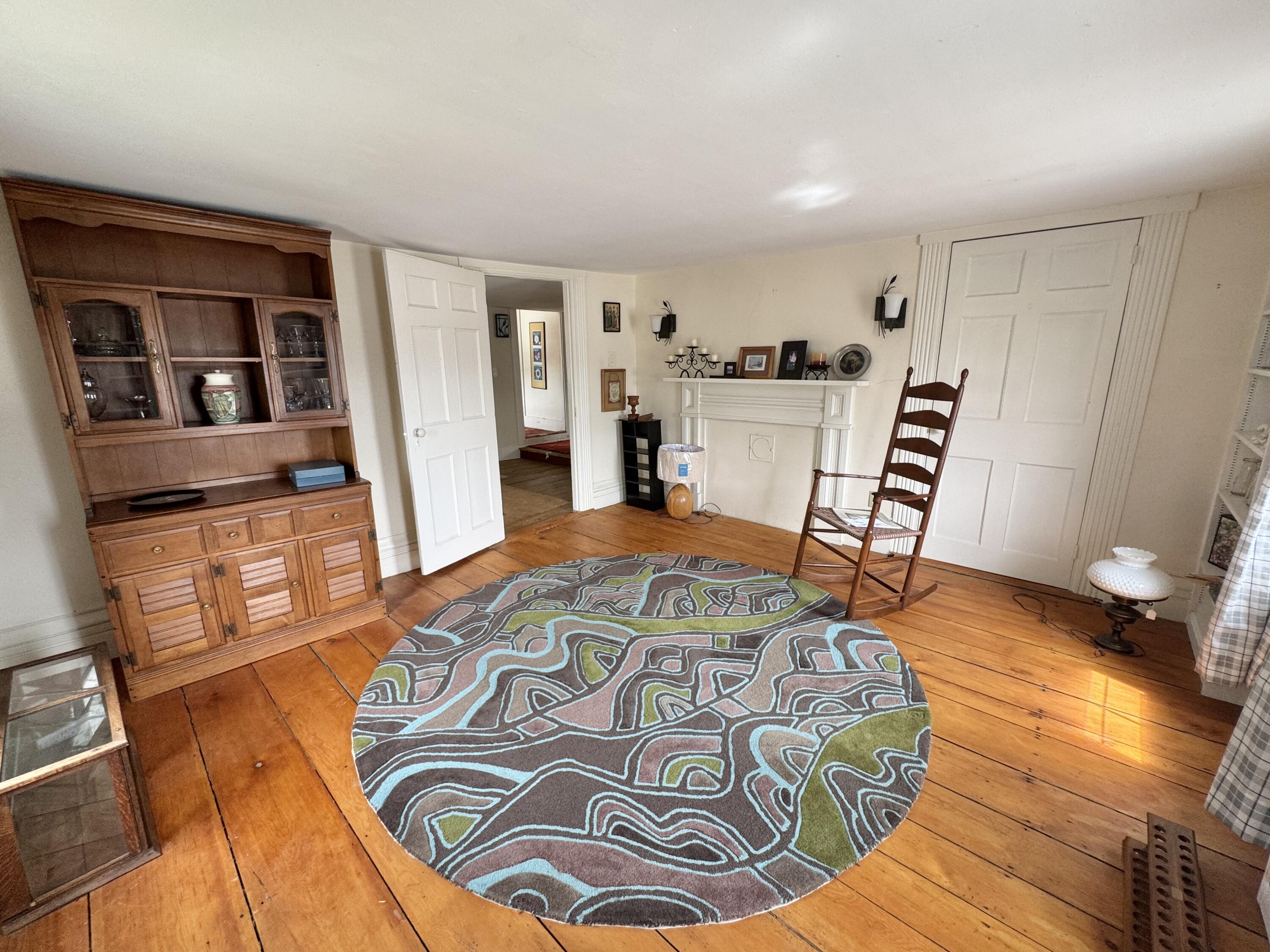 main property photo 16