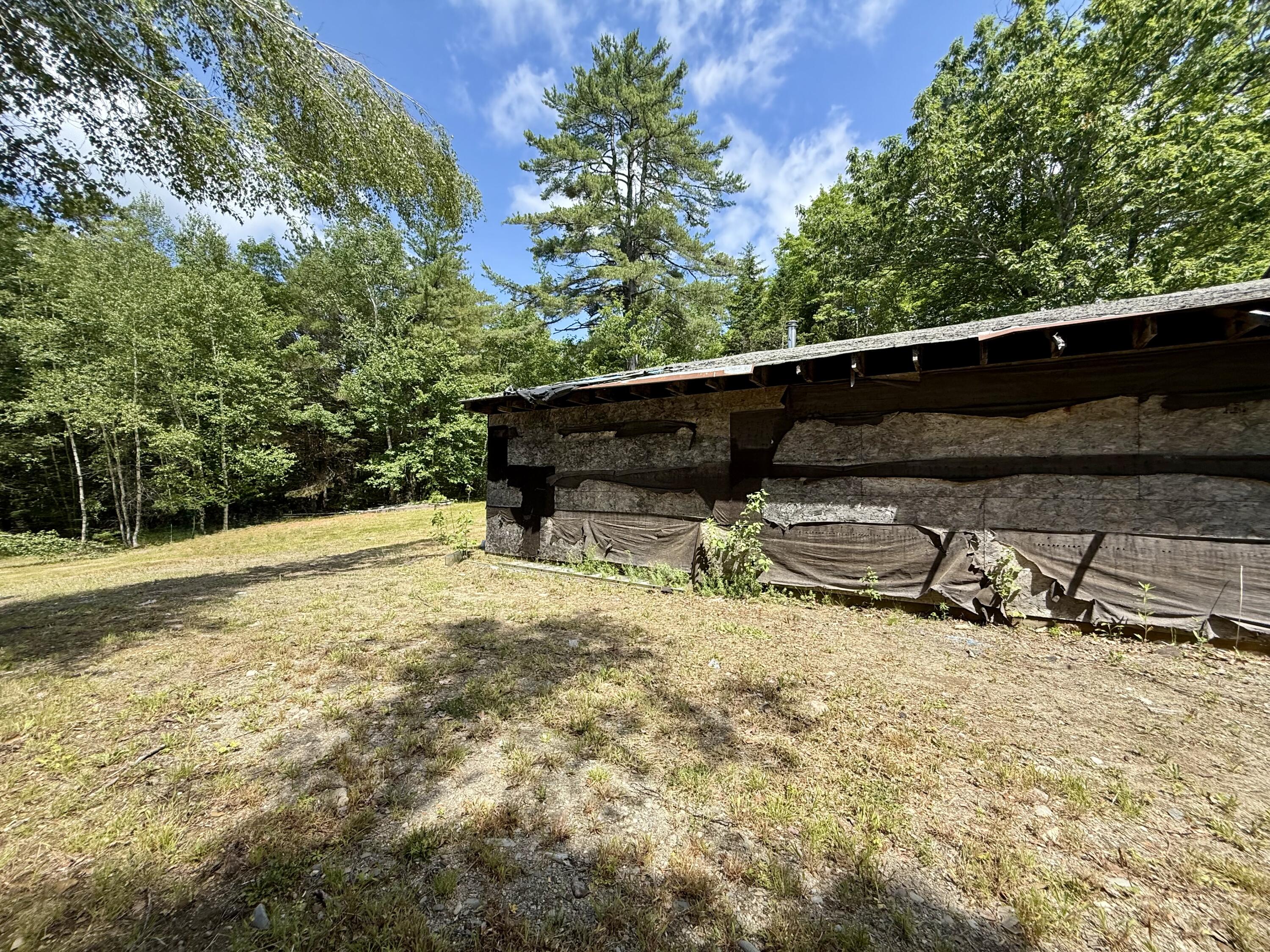 main property photo 16