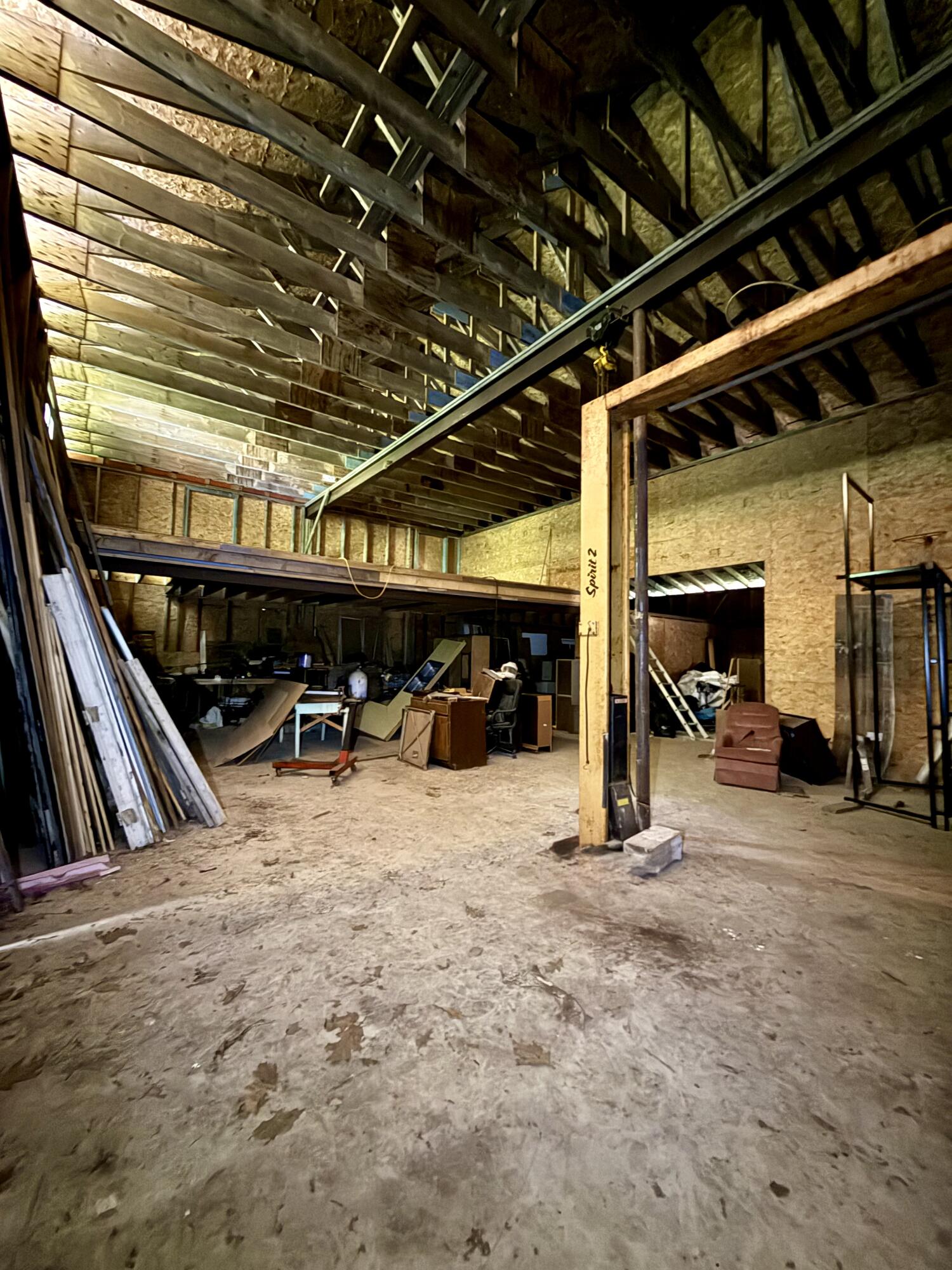 main property photo 33