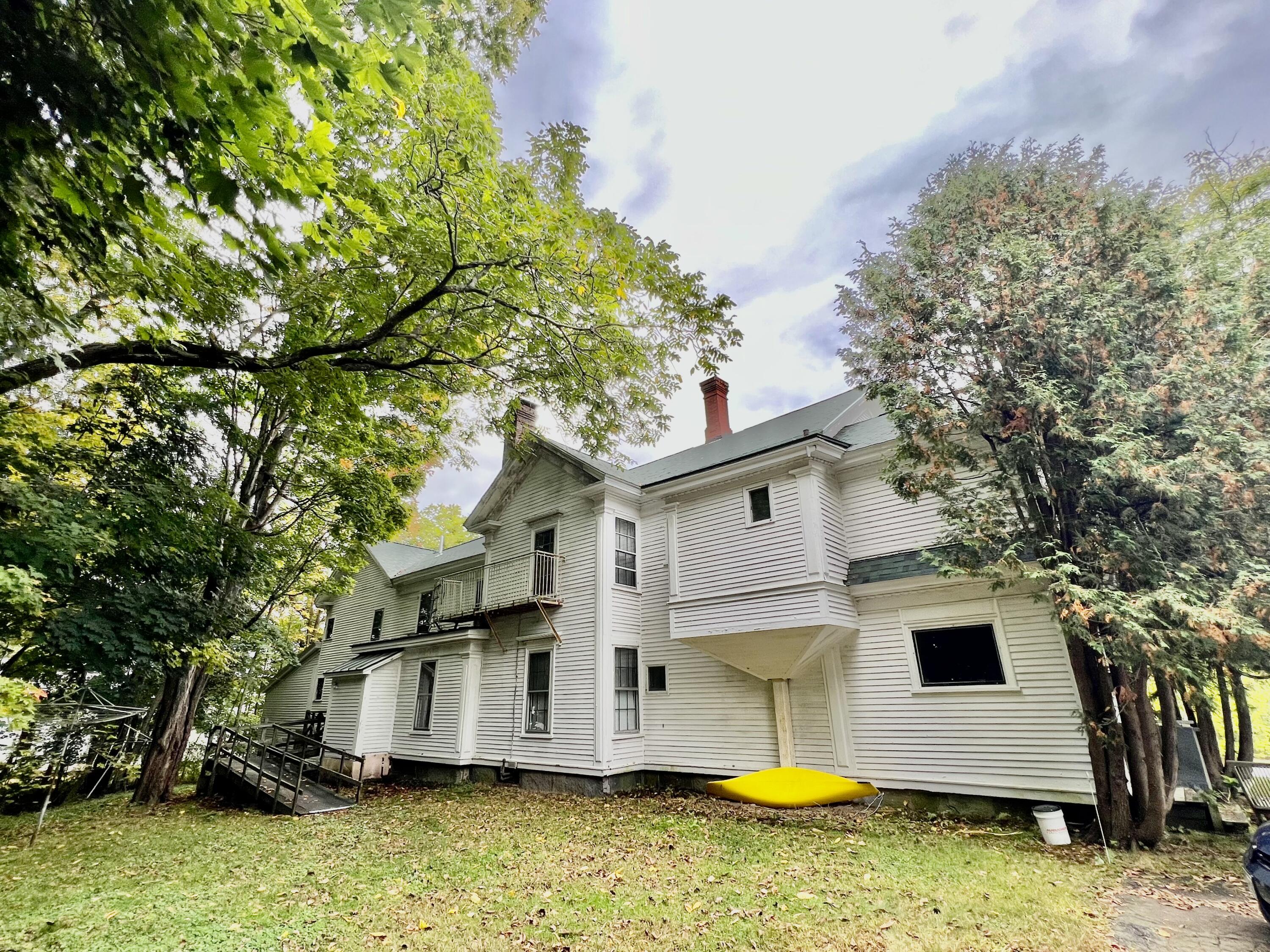main property photo 40