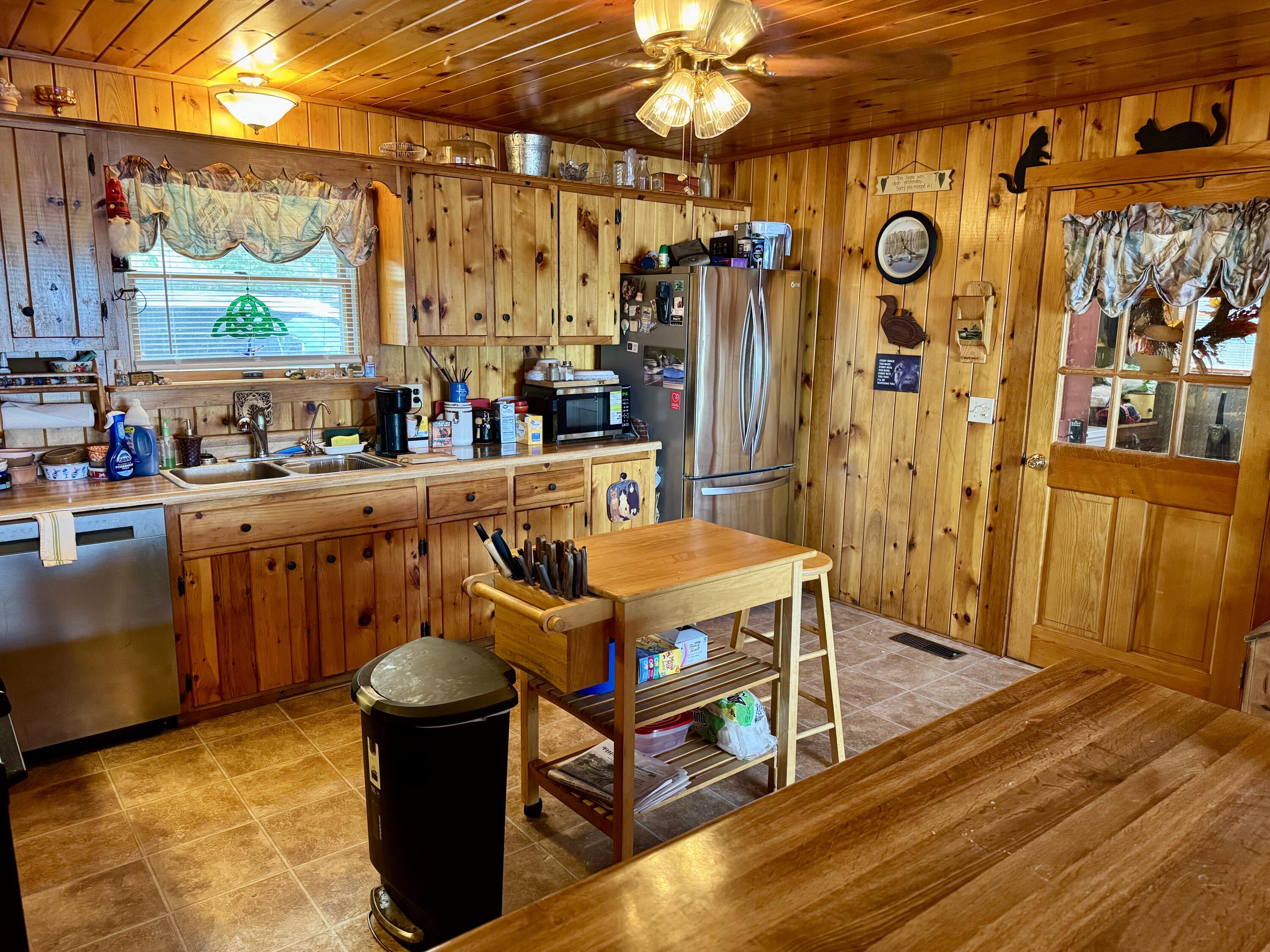 main property photo 47