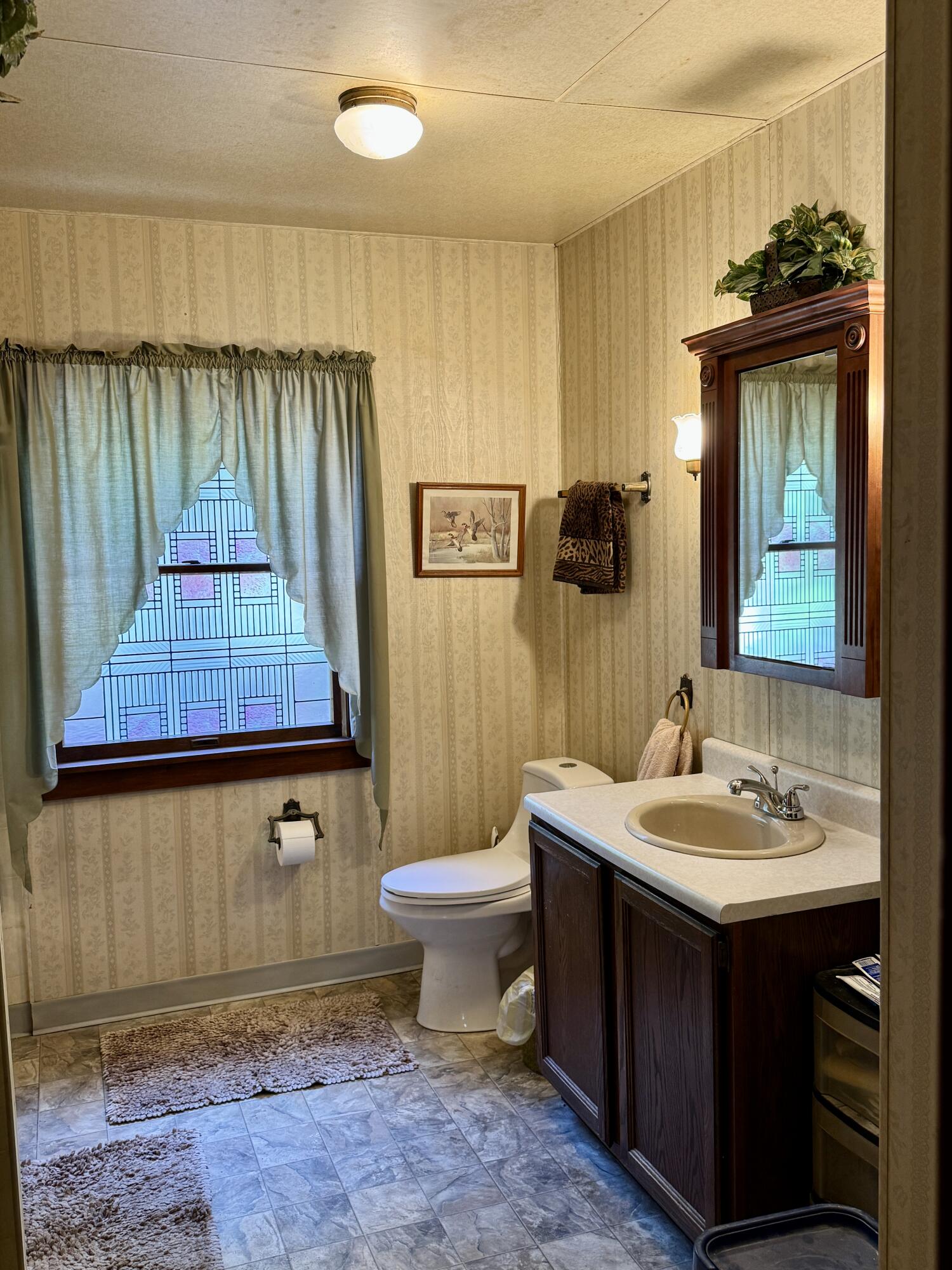 main property photo 76