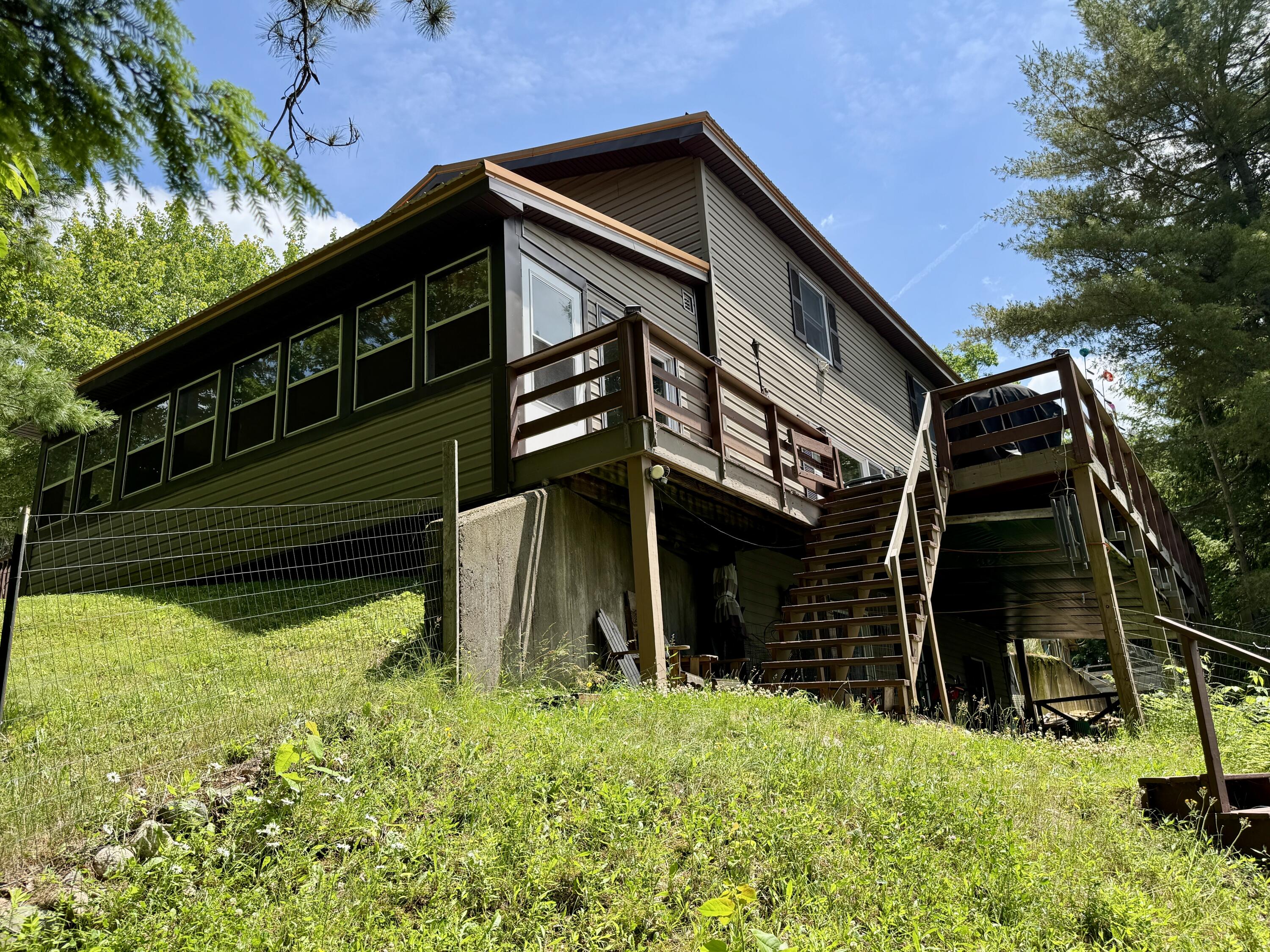 main property photo 8