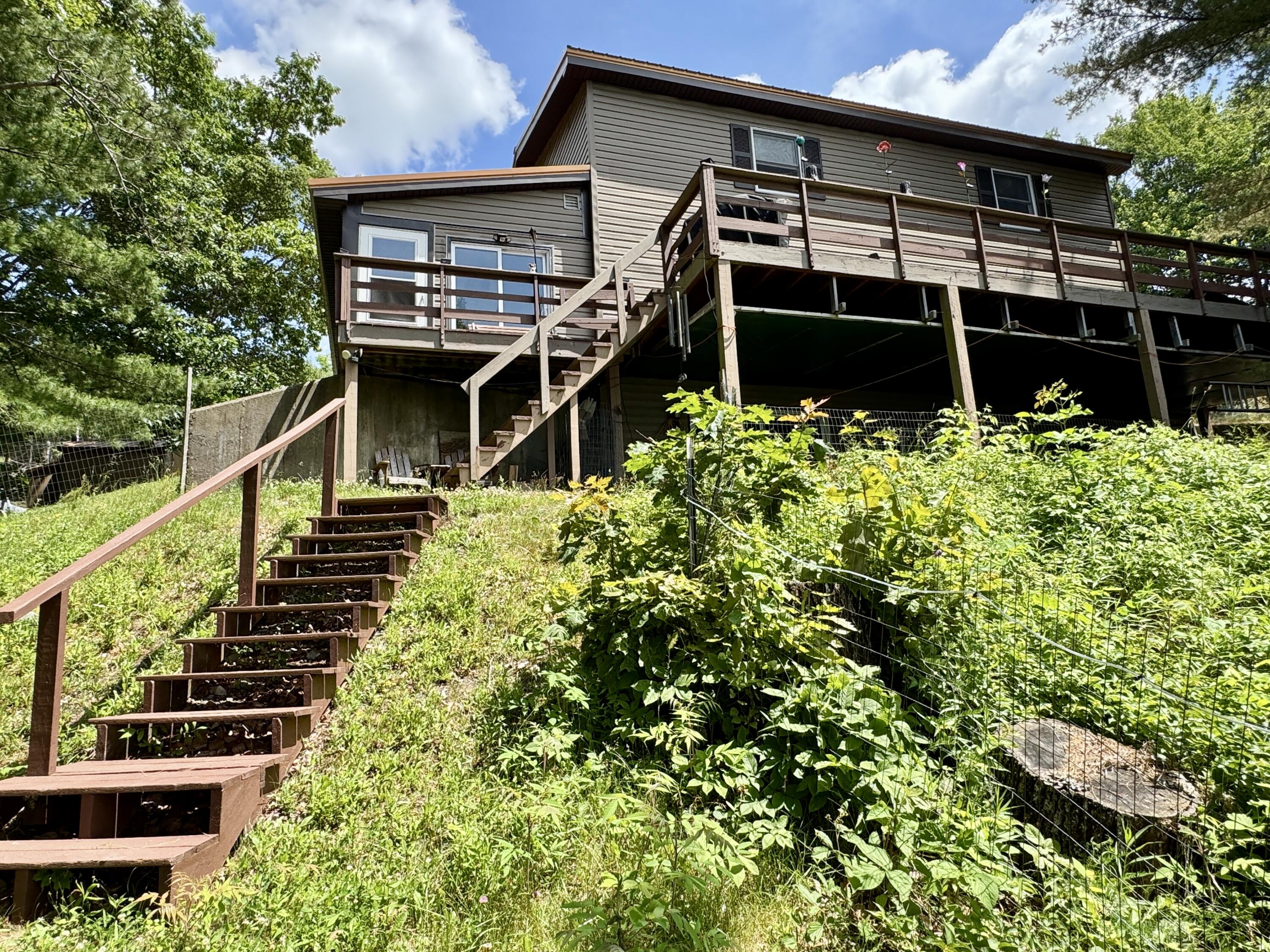 main property photo 9
