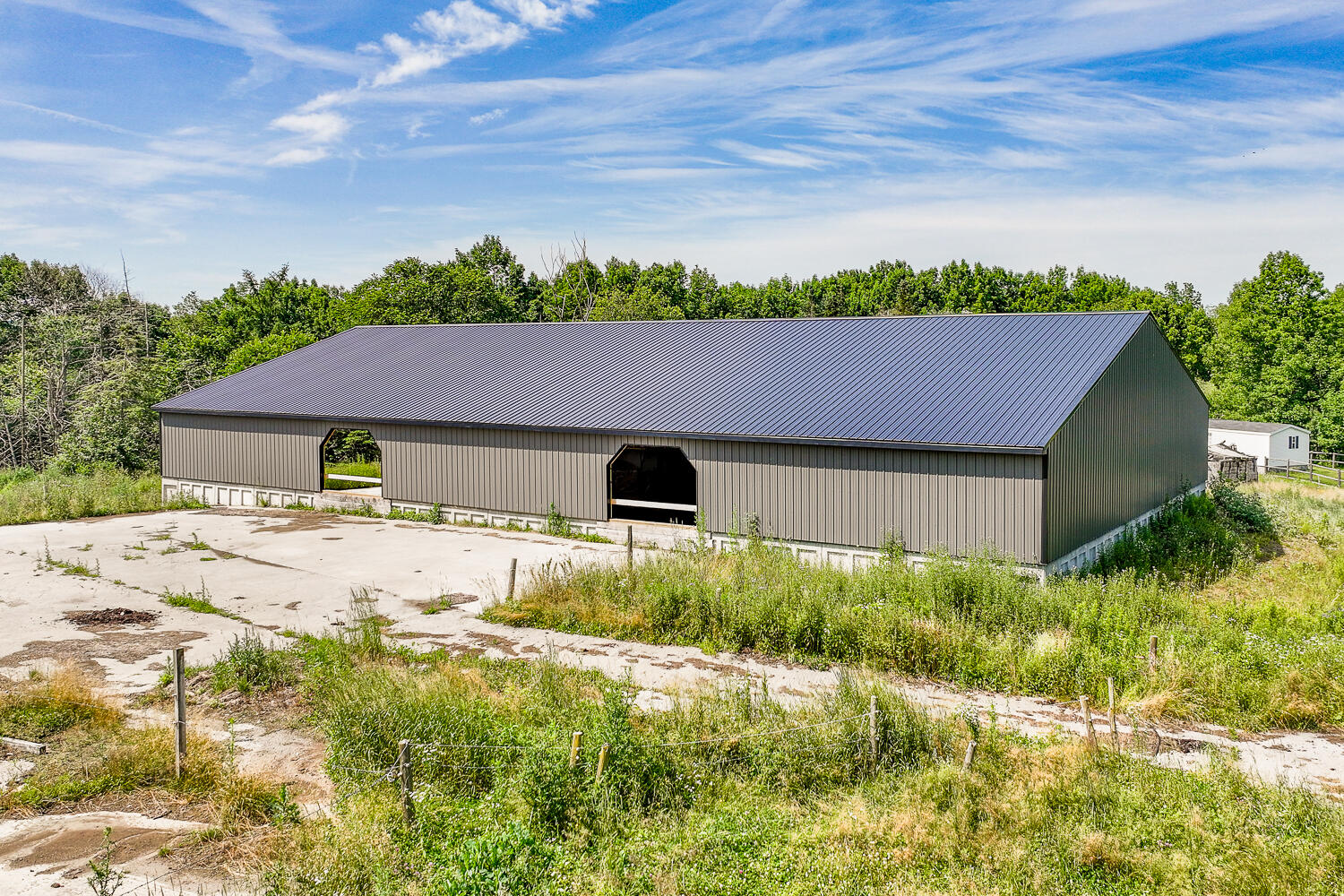 main property photo 16