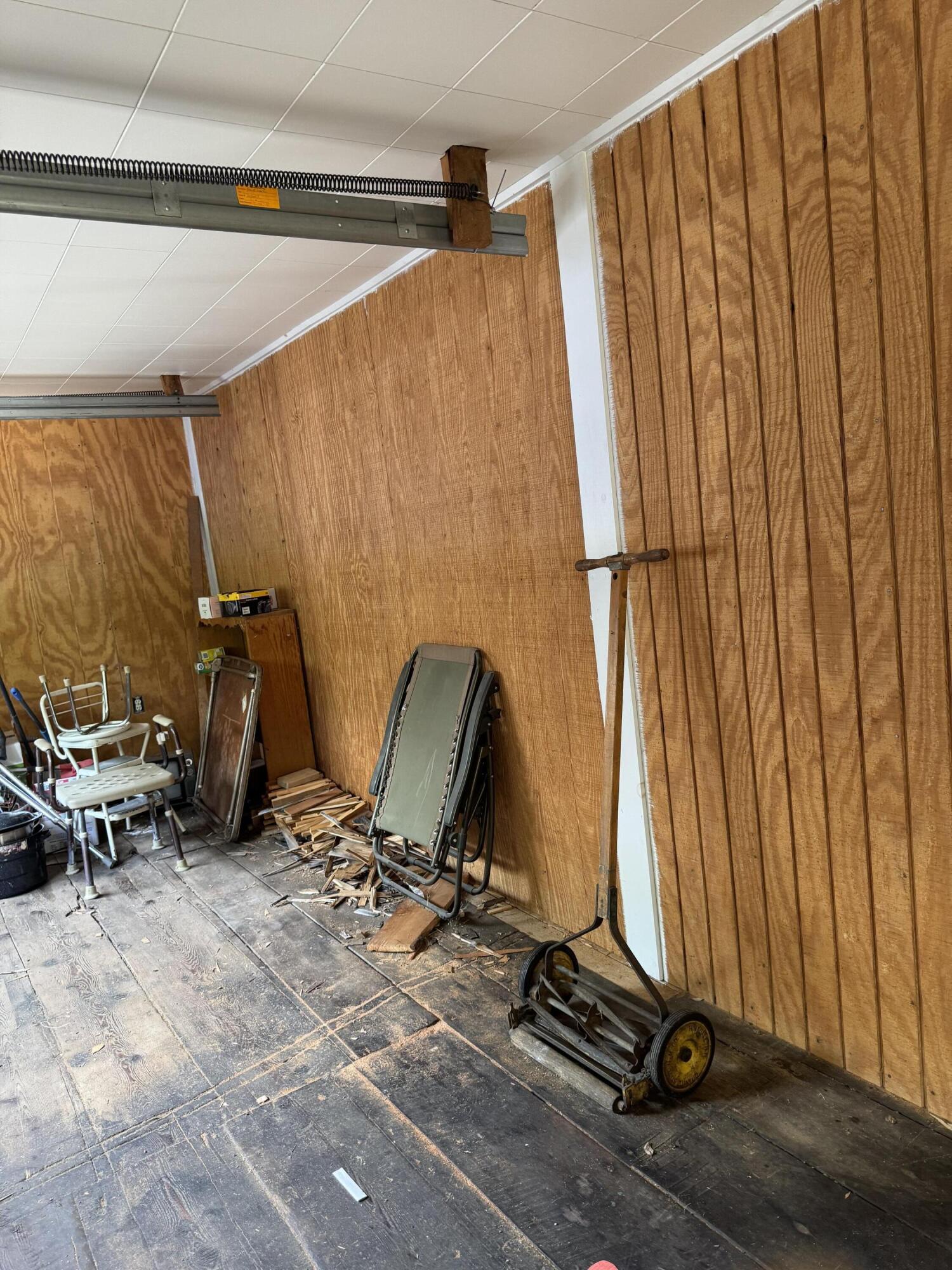 main property photo 50