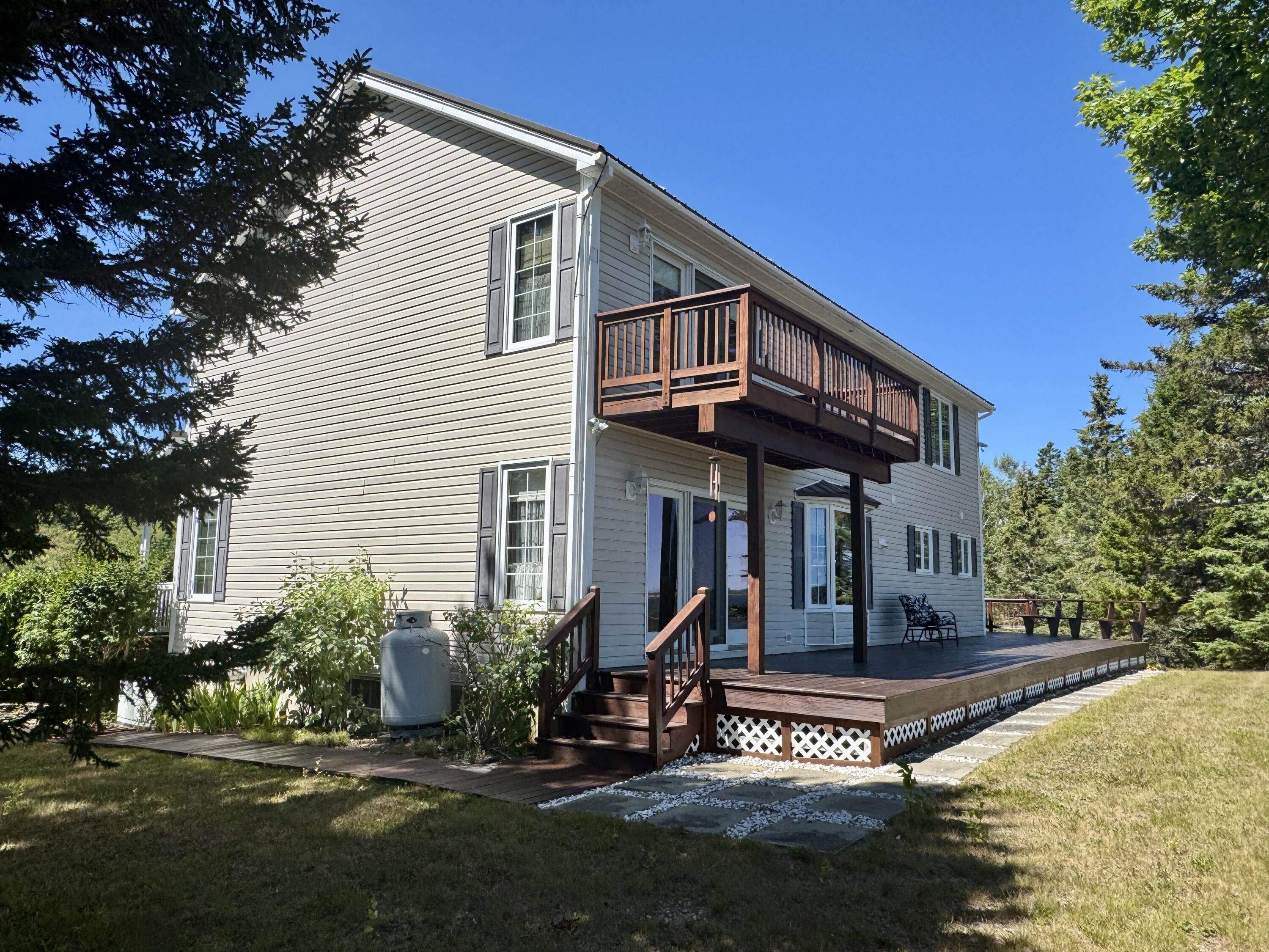 main property photo 11