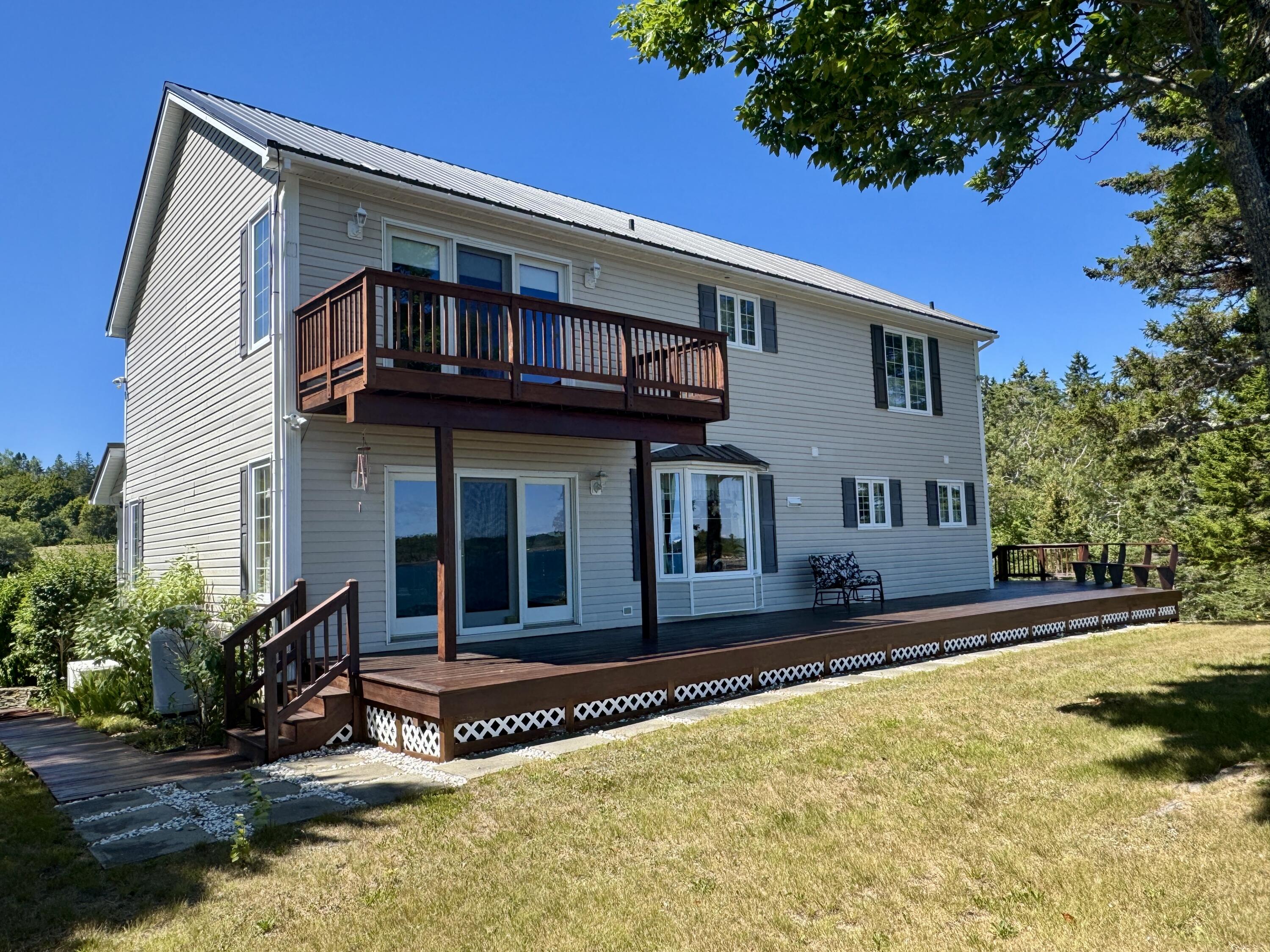 main property photo 12