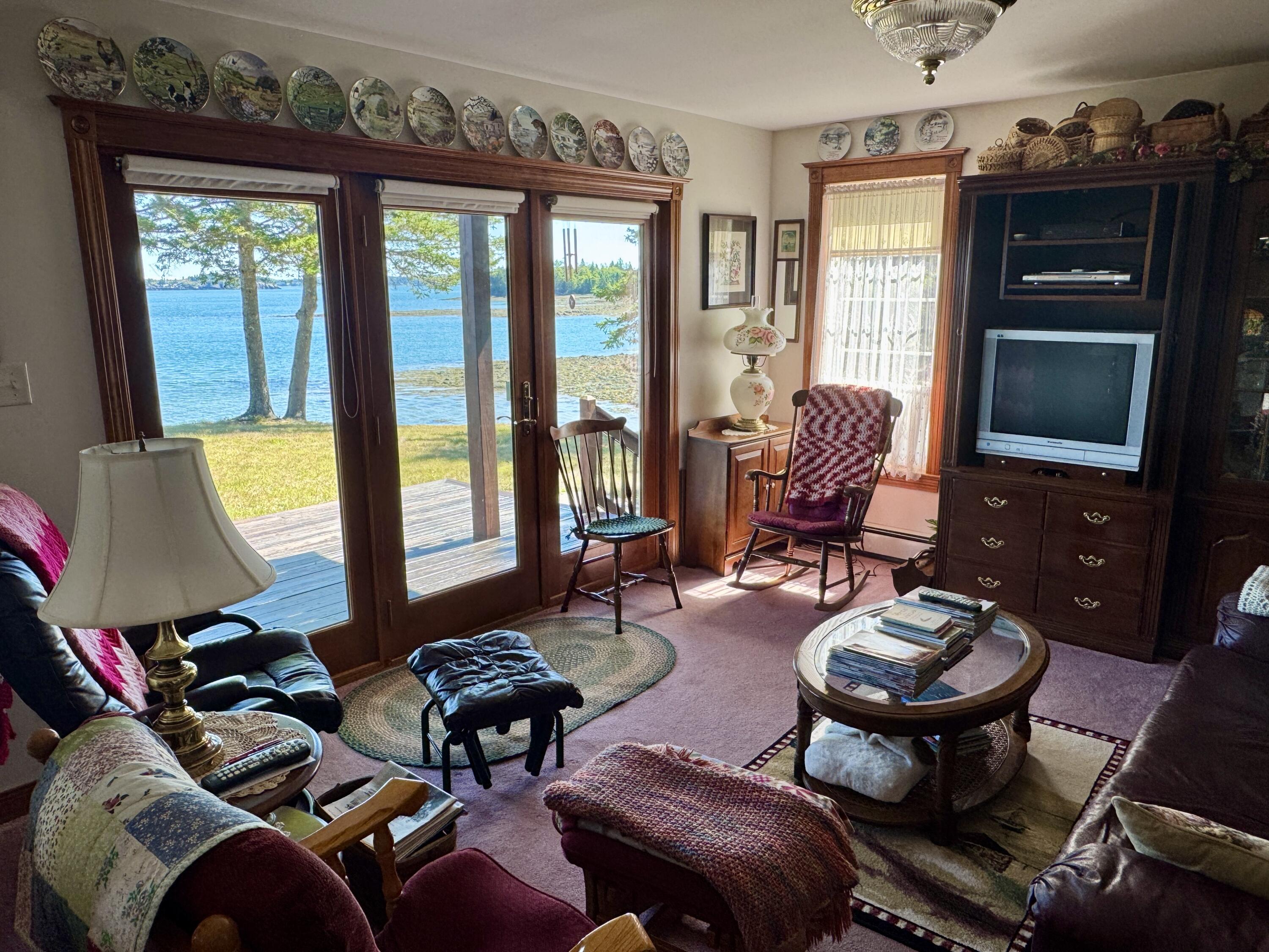 main property photo 28
