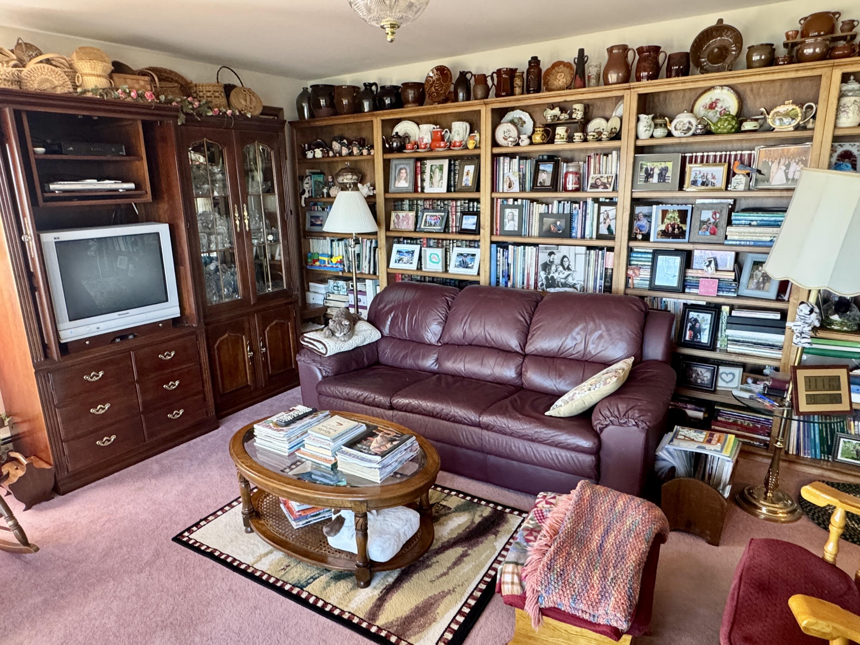main property photo 31