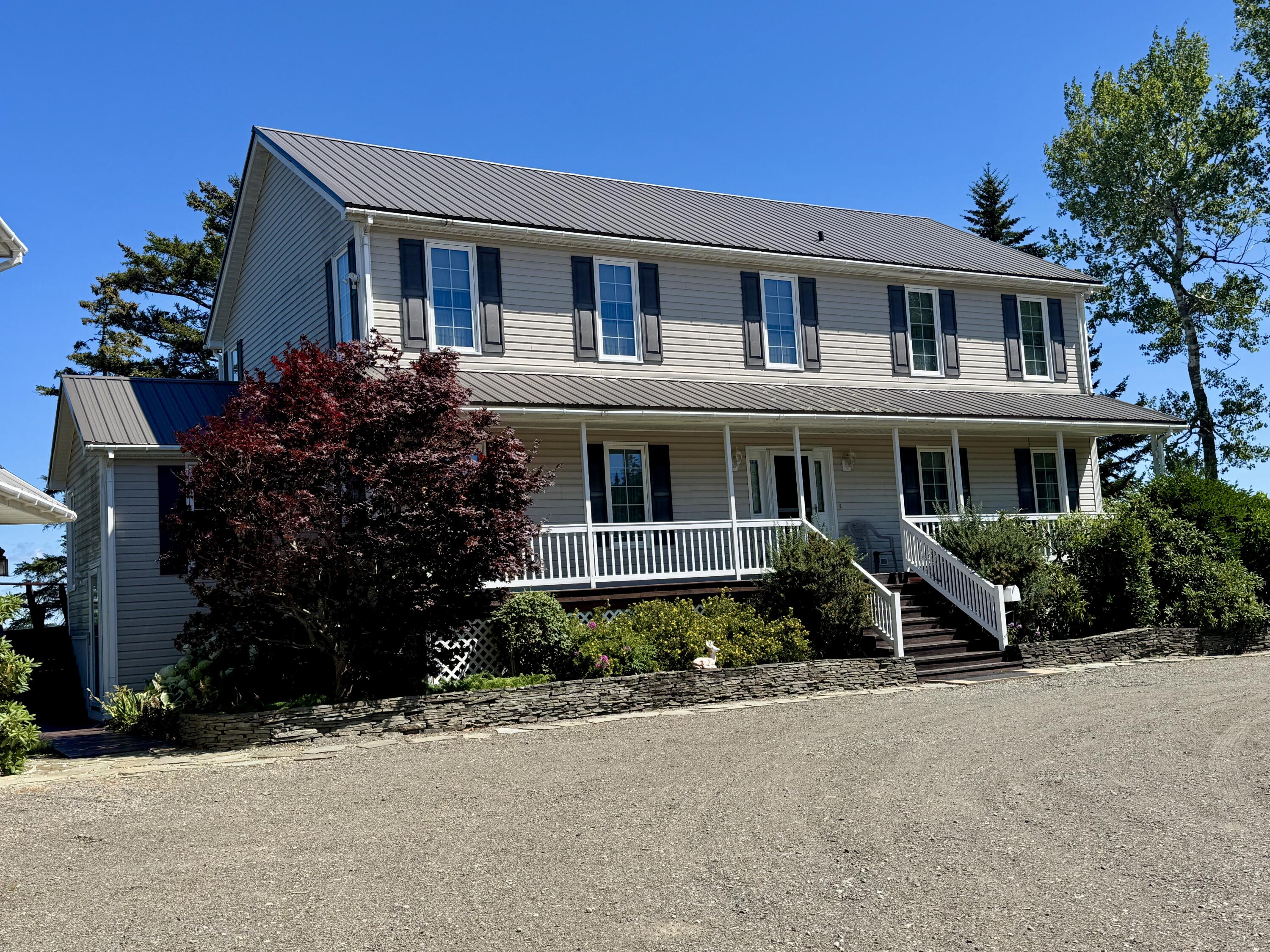 main property photo 8