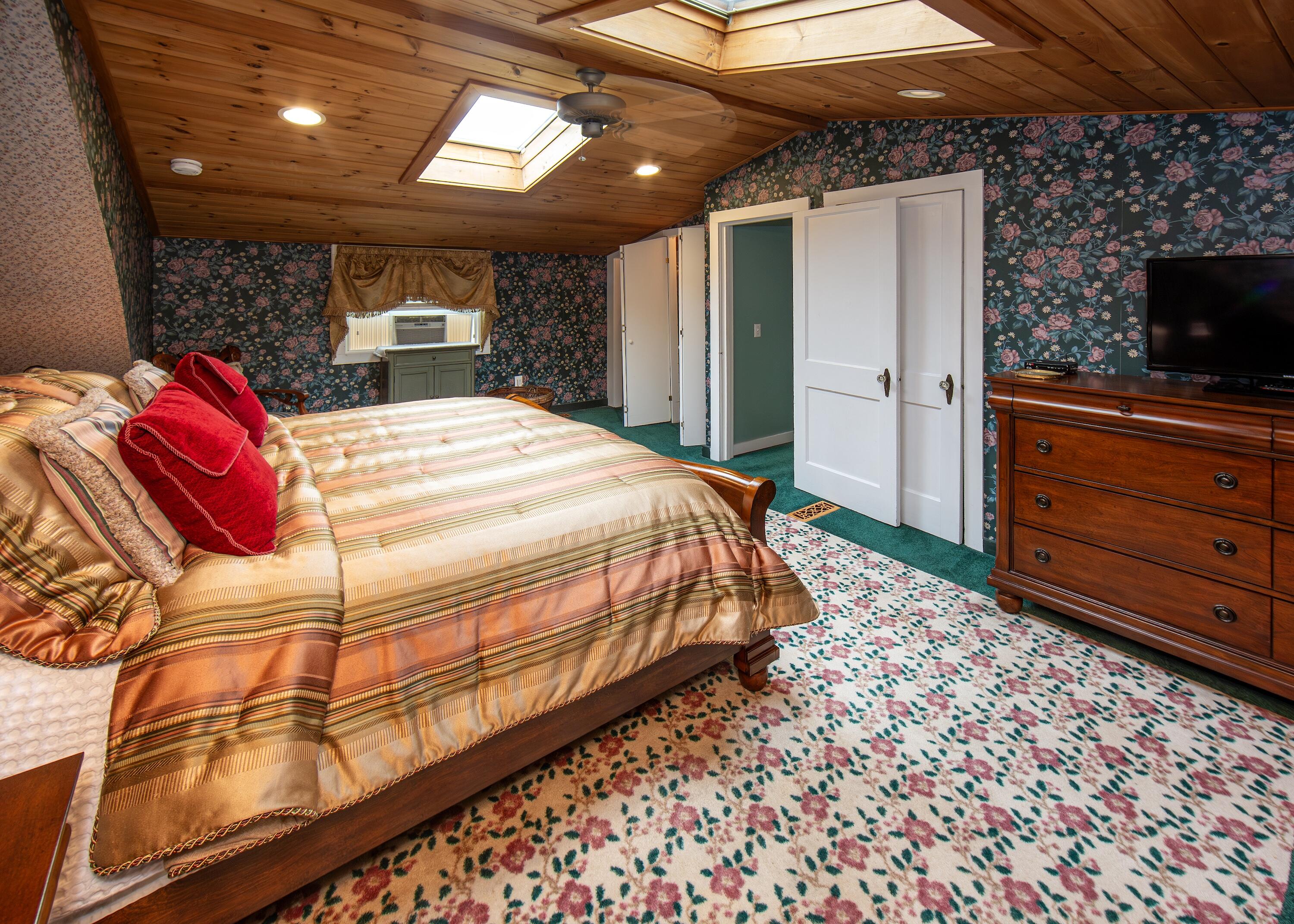 main property photo 27