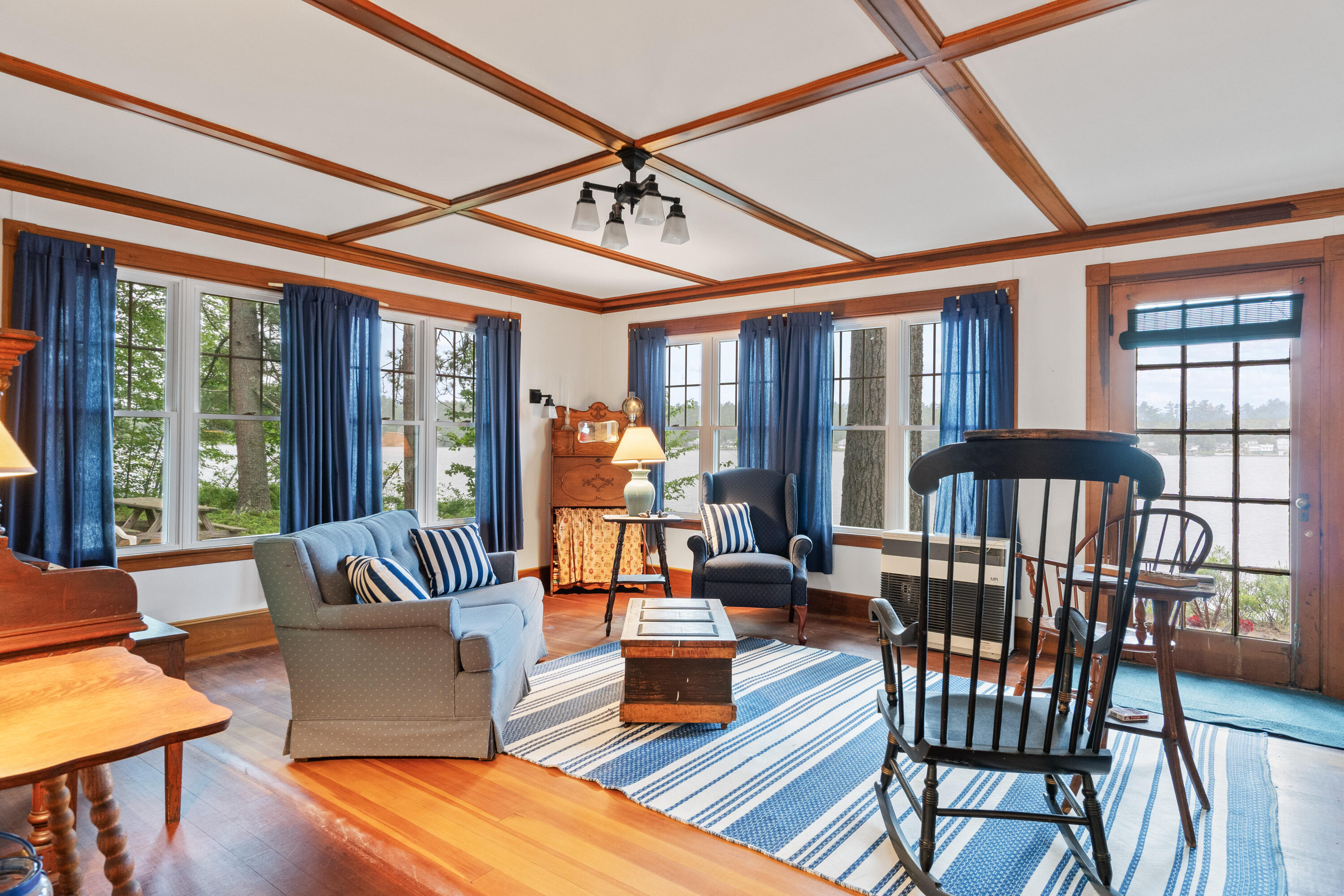 property viewer photo 10
