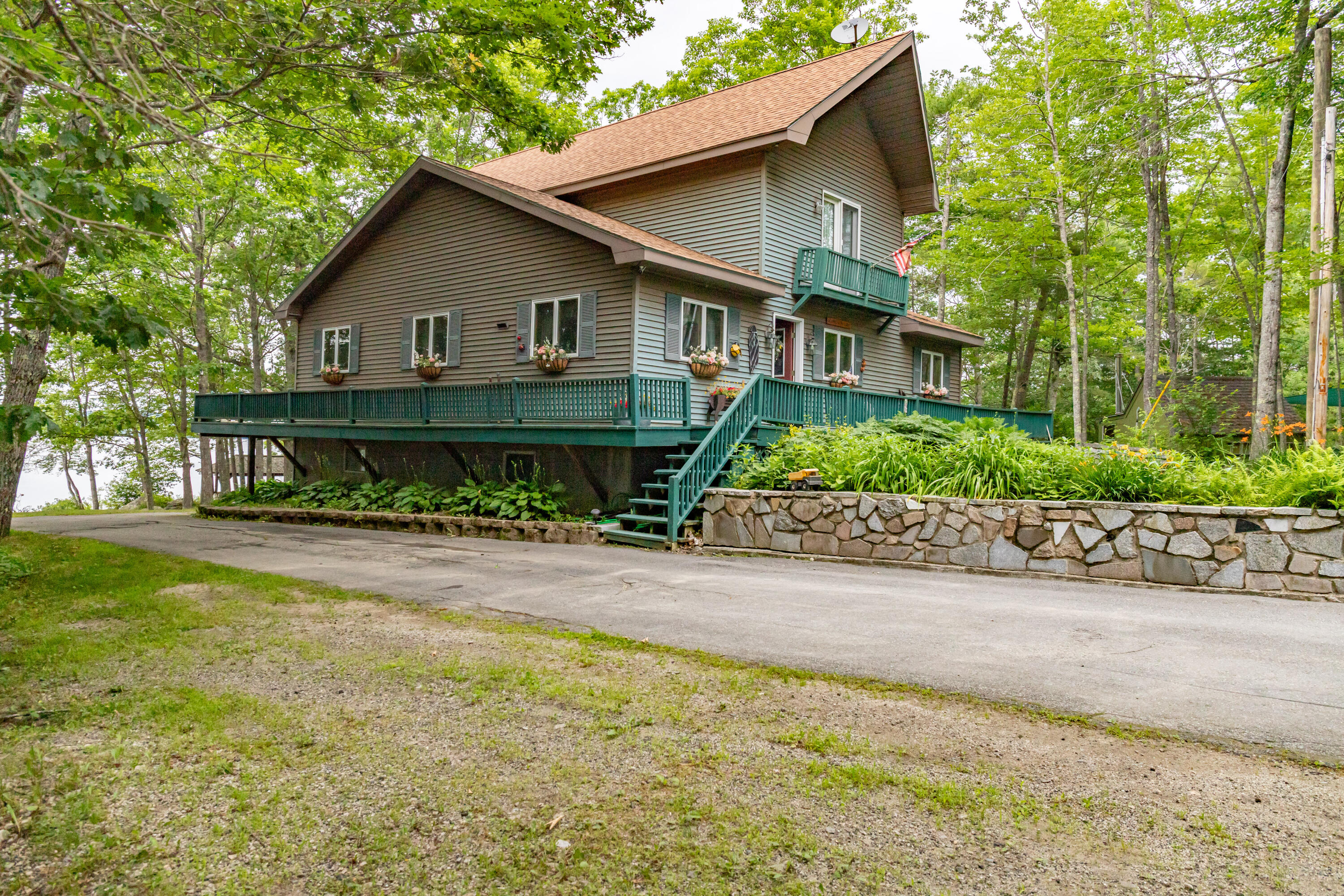 main property photo 42