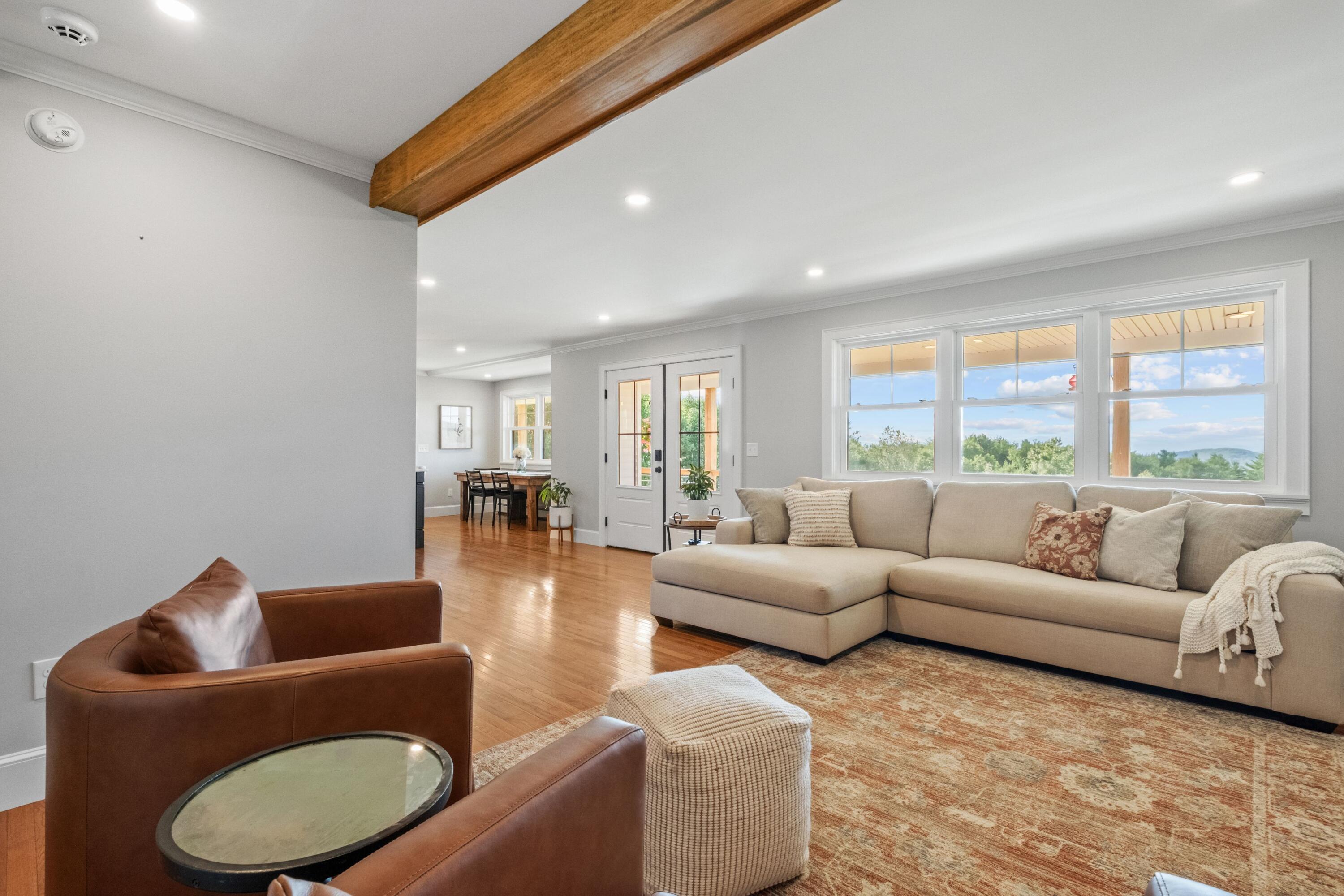 property viewer photo 10