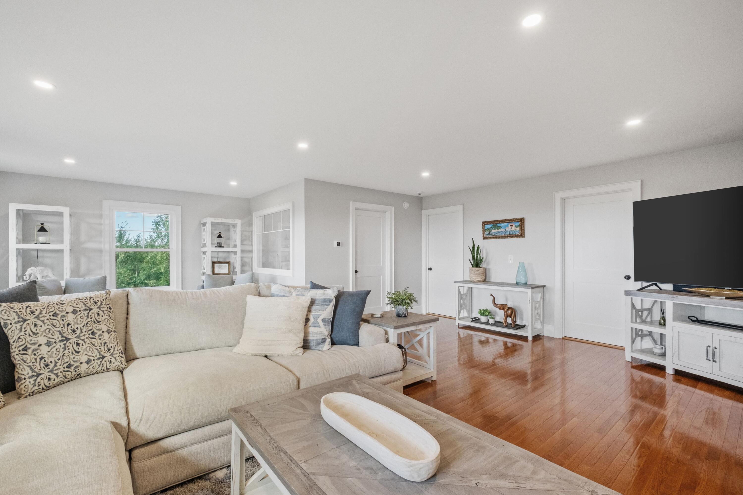 property viewer photo 21