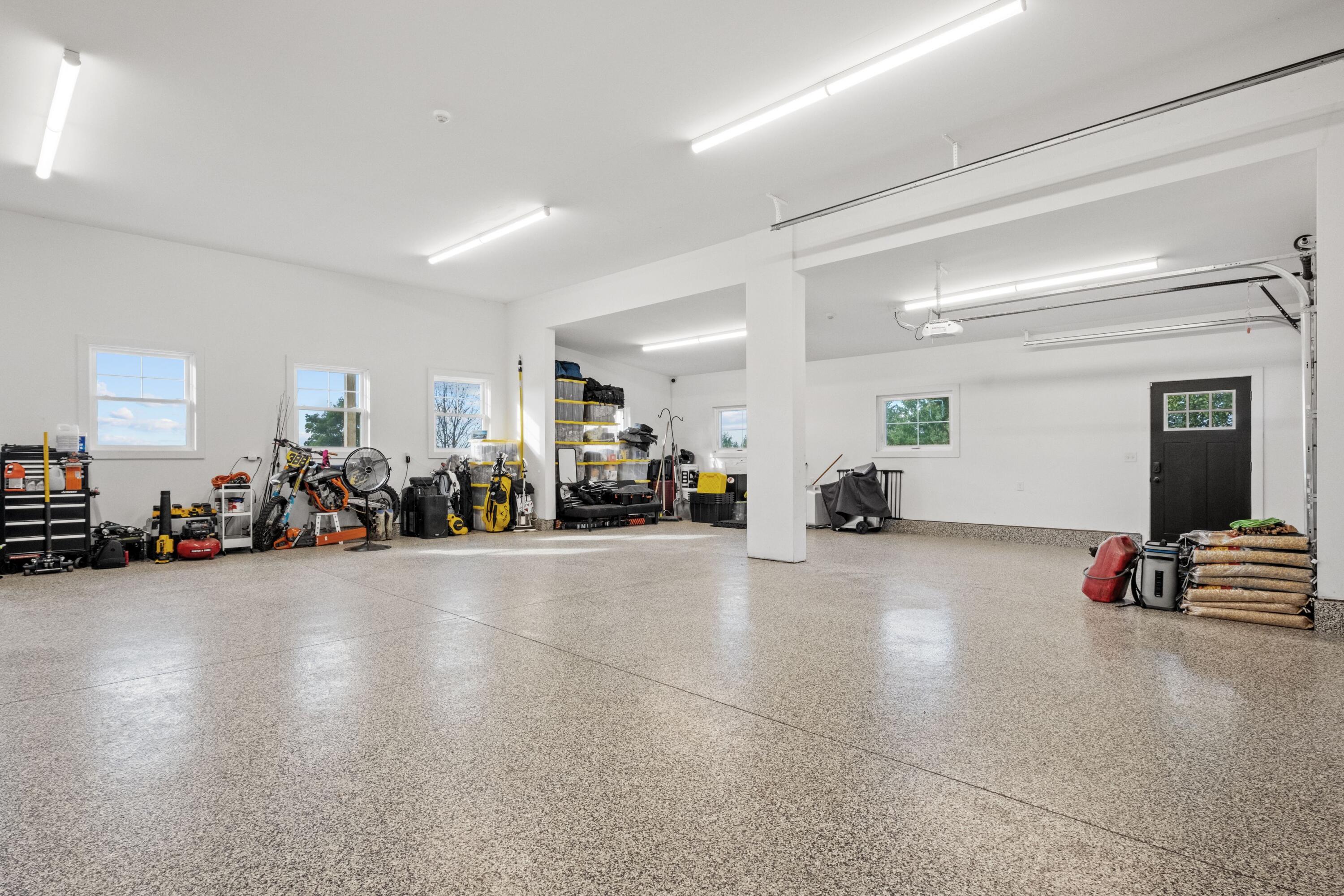 property viewer photo 42