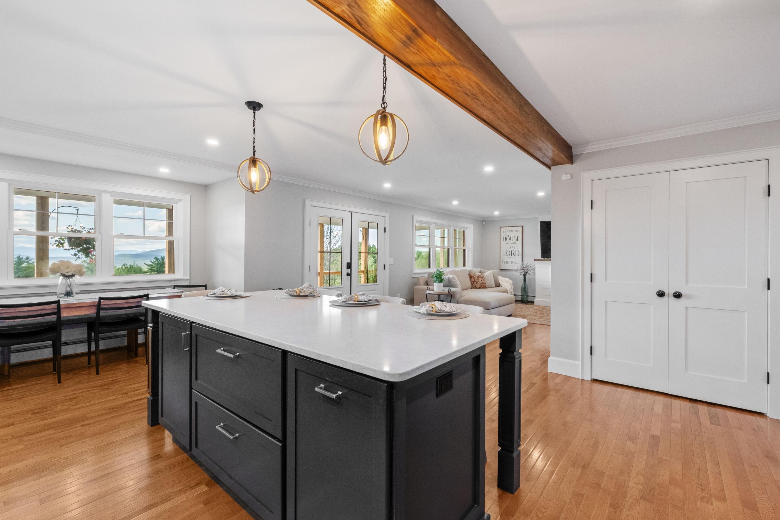 property viewer photo 5
