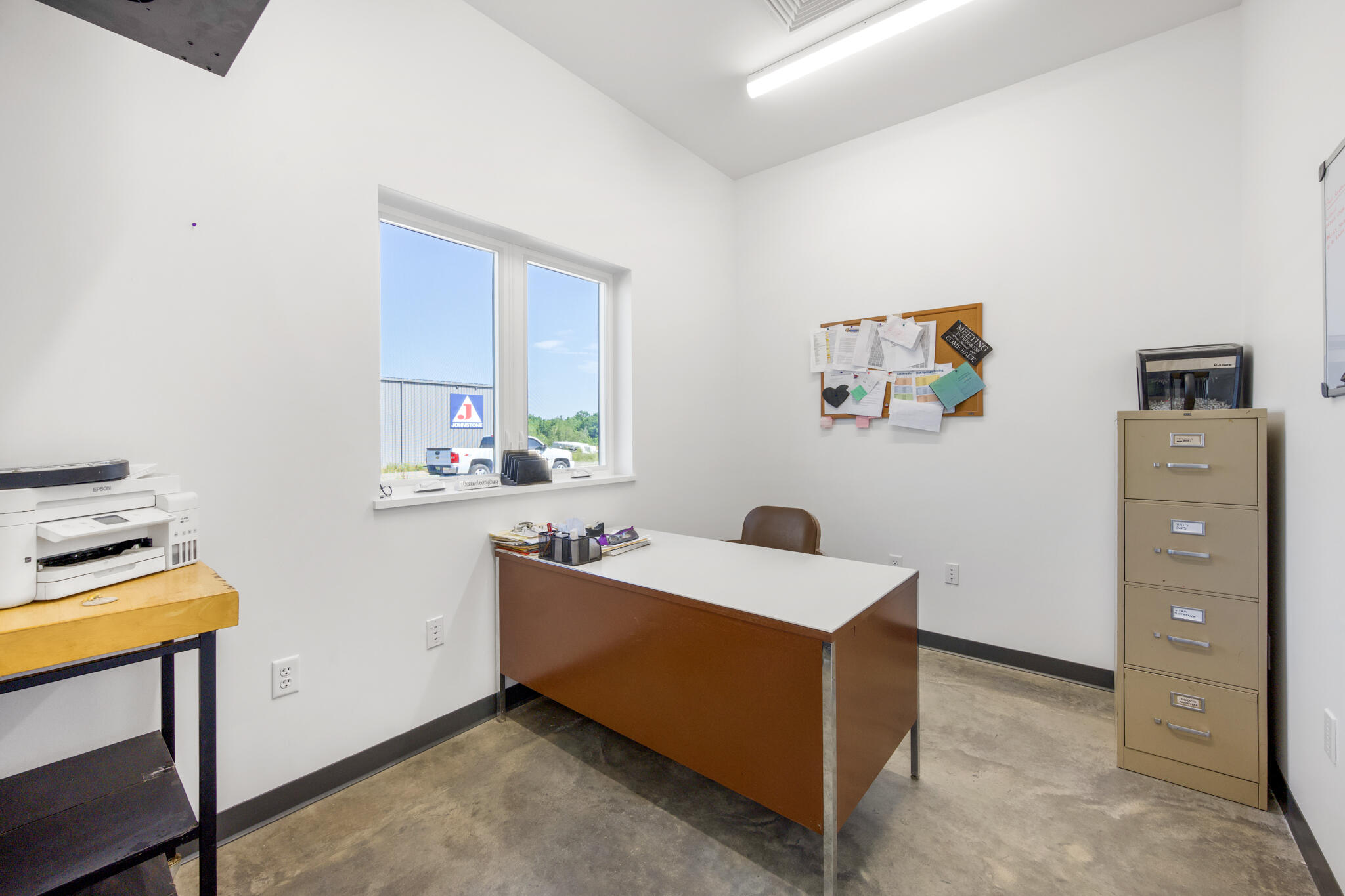 main property photo 41
