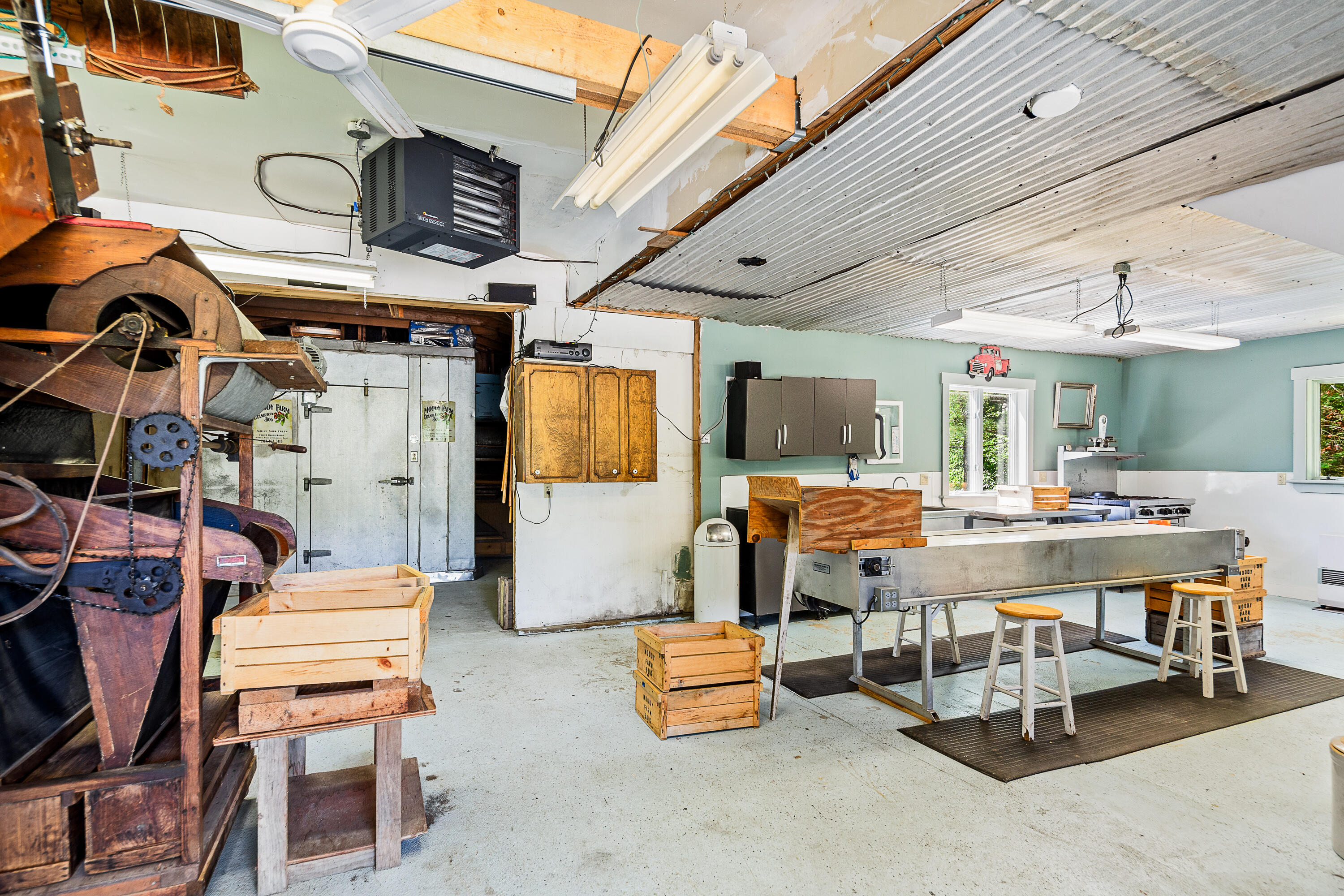 main property photo 16