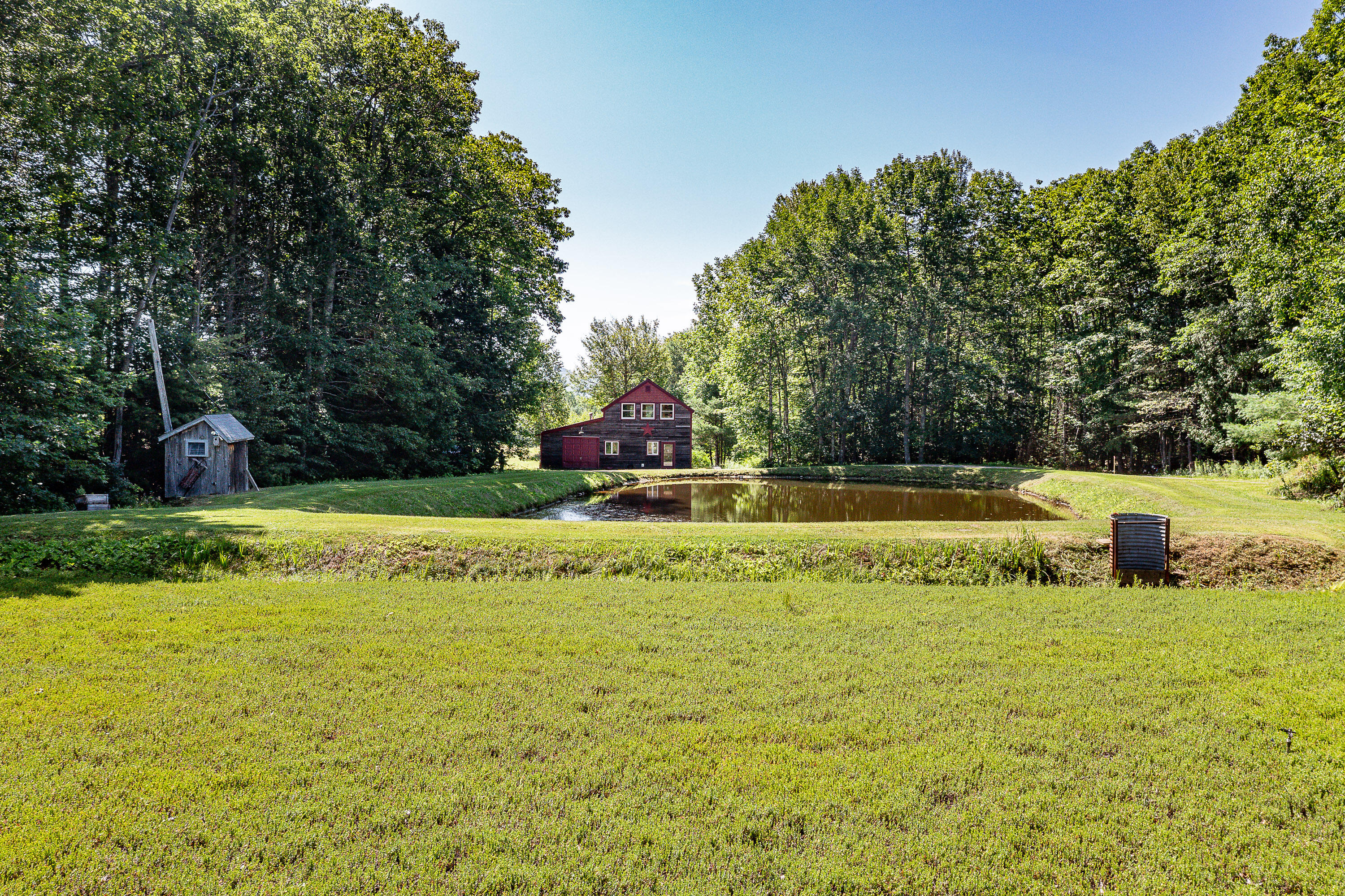 main property photo 28