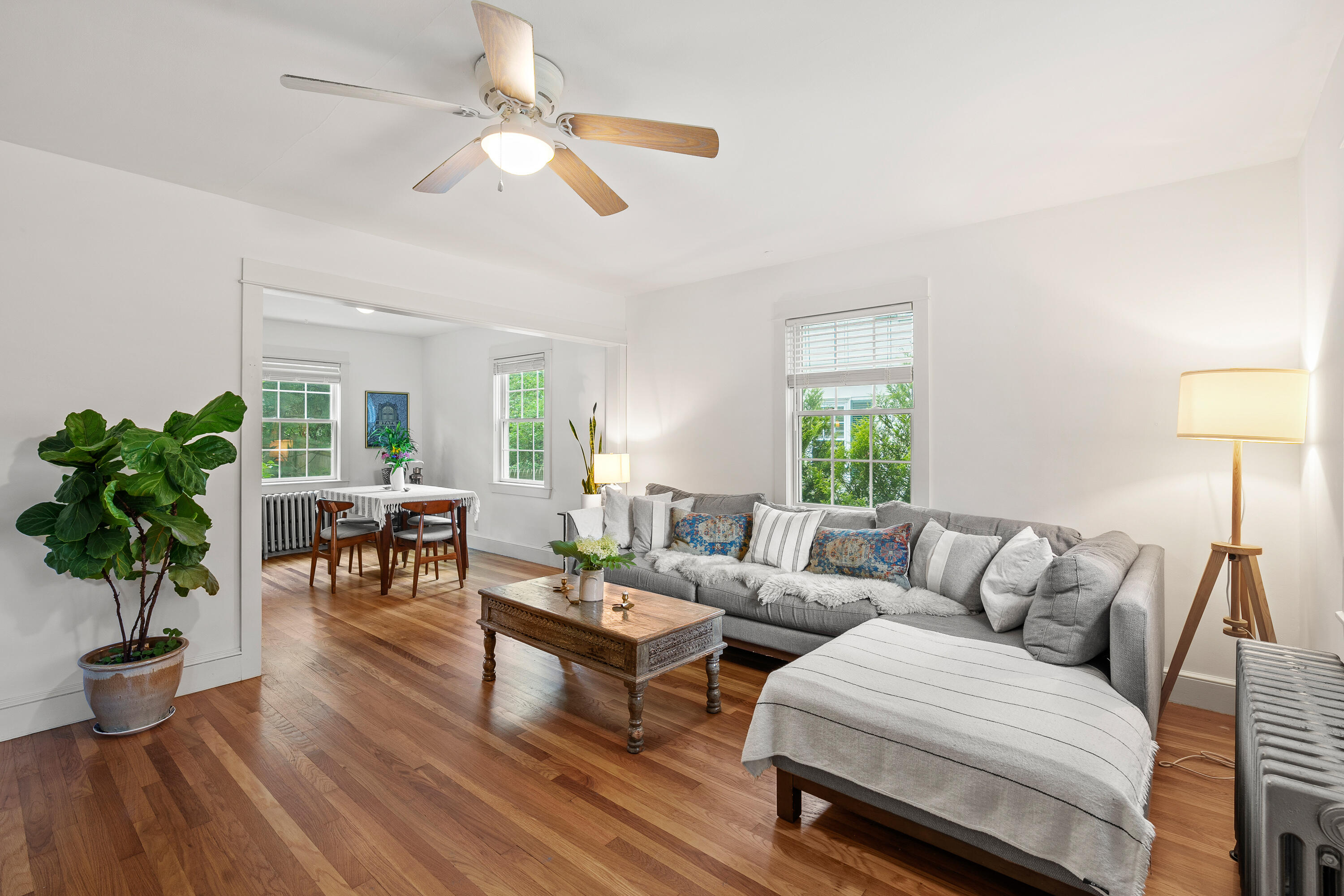 property viewer photo 5