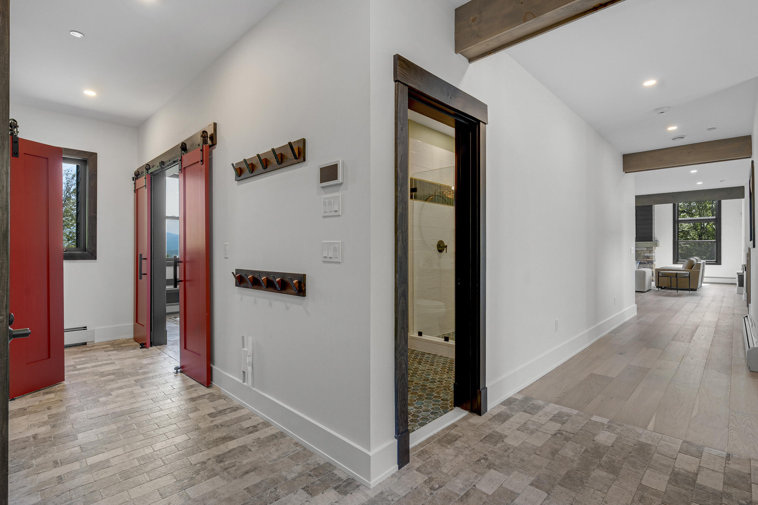 property viewer photo 22